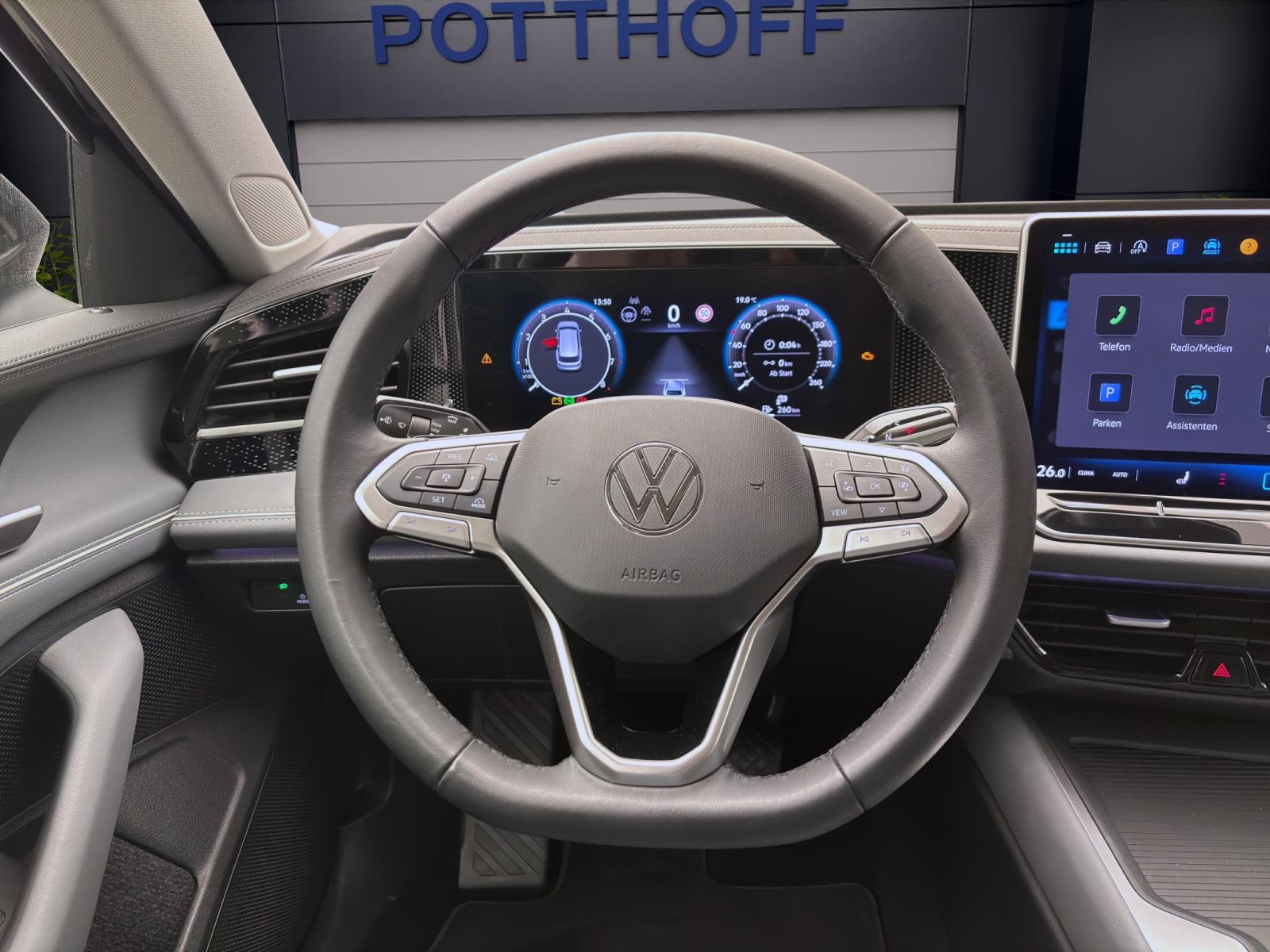 Volkswagen Passat Variant 1.5 eTSI DSG BUSINESS NAVI AHK KAMERA PDC