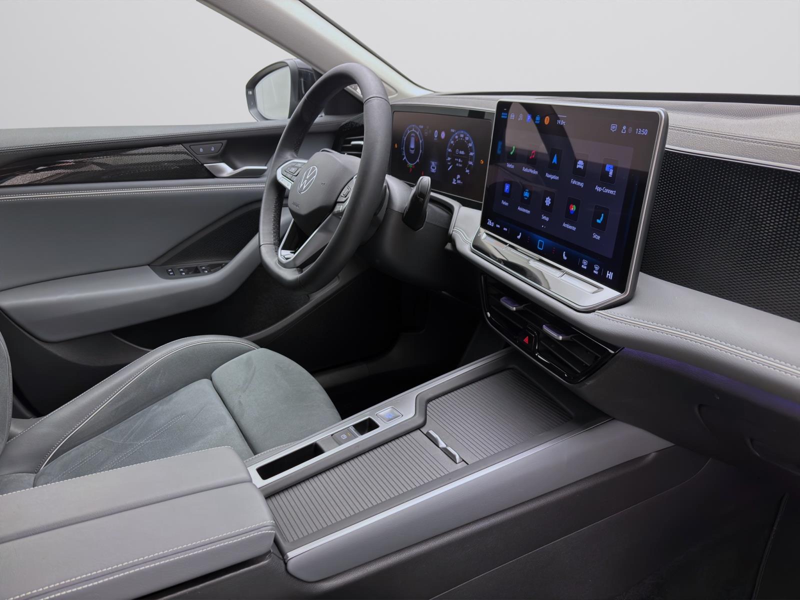 Volkswagen Passat Variant 1.5 eTSI DSG BUSINESS NAVI AHK KAMERA PDC