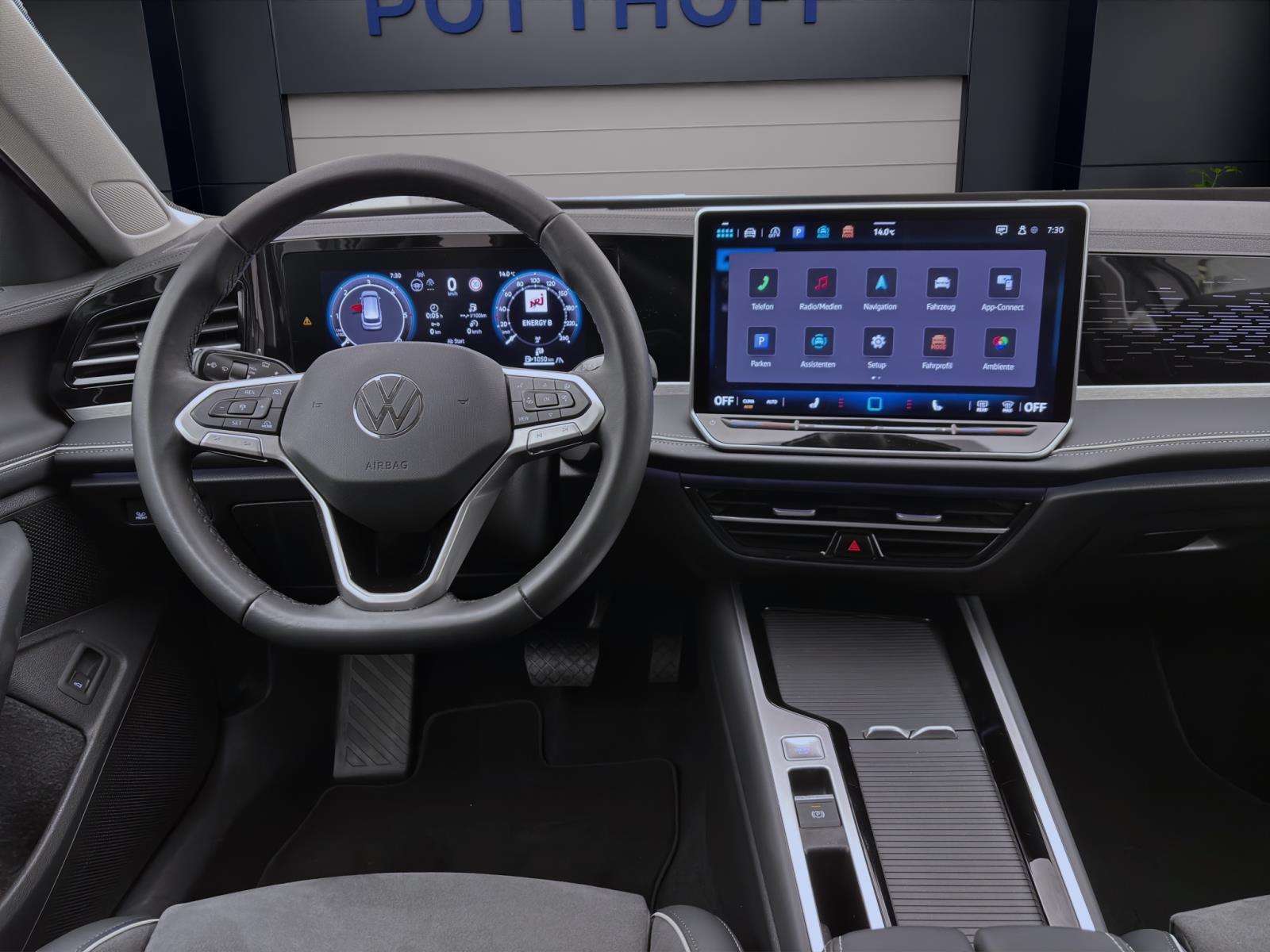 Volkswagen Passat Variant 2.0 TDI DSG ELEGANCE NAVI AHK KAMERA PDC