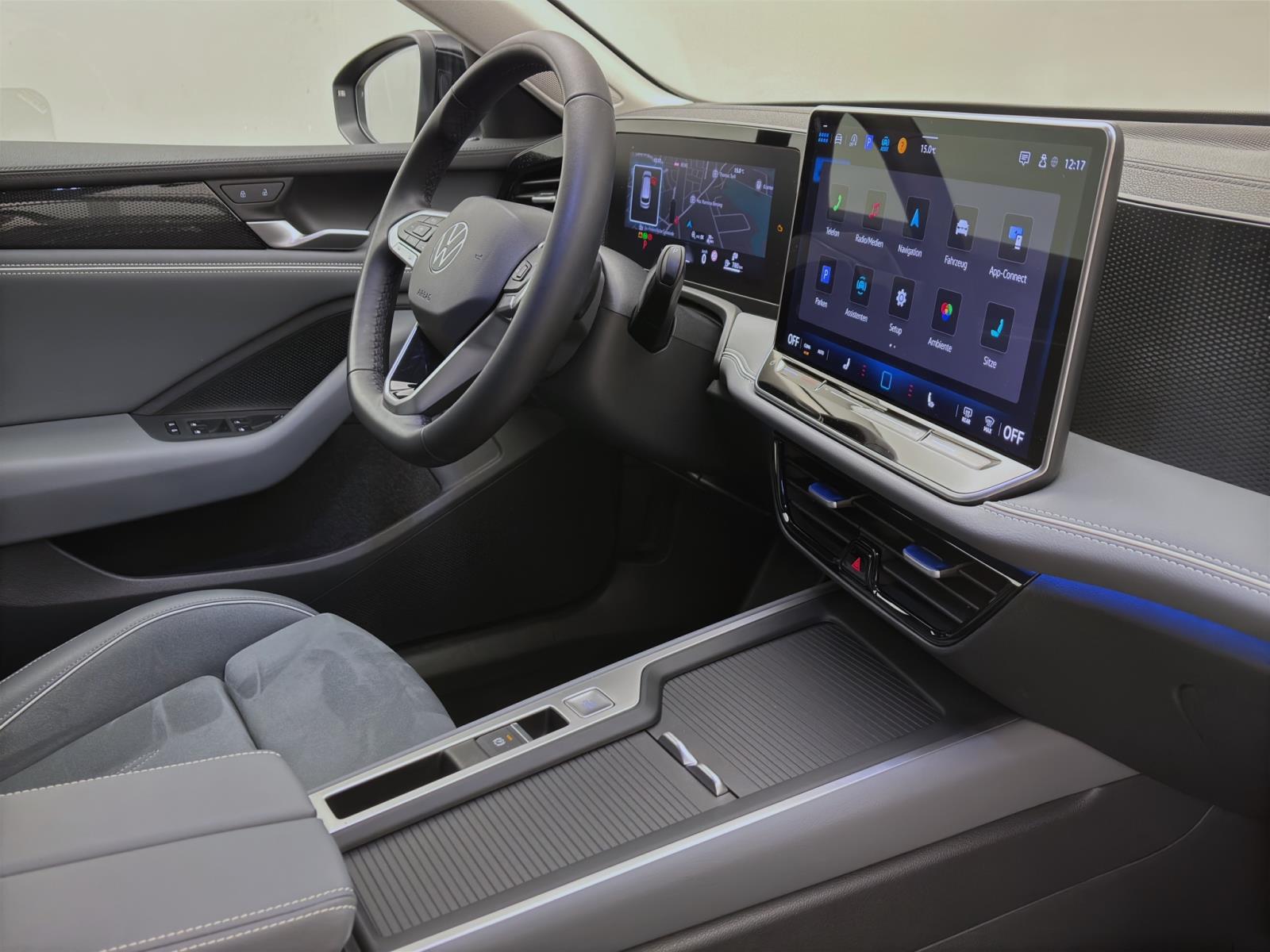 Volkswagen Passat Variant 1.5 eTSI DSG BUSINESS NAVI AHK KAMERA PDC