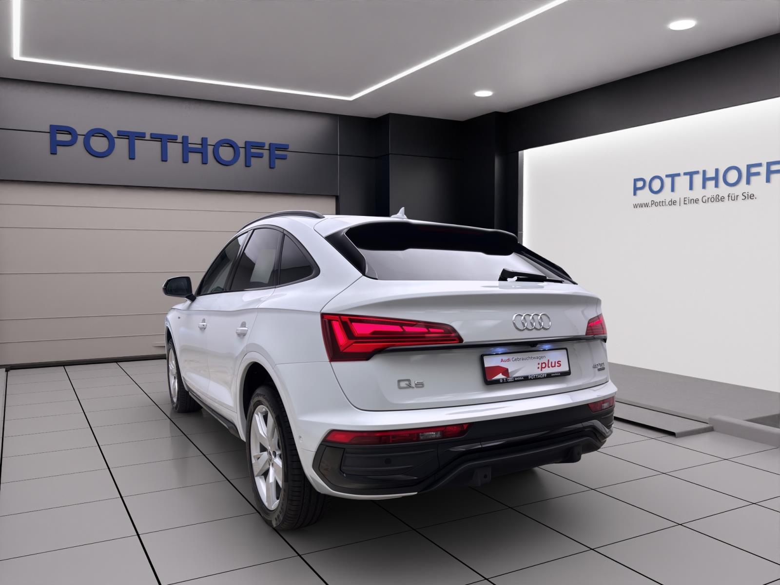 Audi Q5 Sportback 40 TDI Q S LINE PANO AHK LM19 NAVI