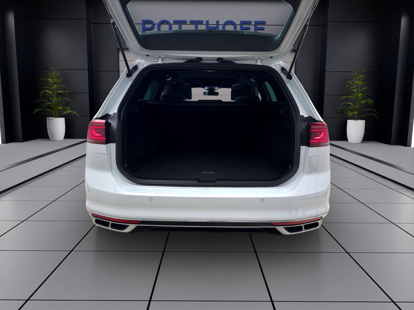 Volkswagen Passat Variant 2.0 TDI DSG ELEGANCE PANO LEDER KAMERA PDC