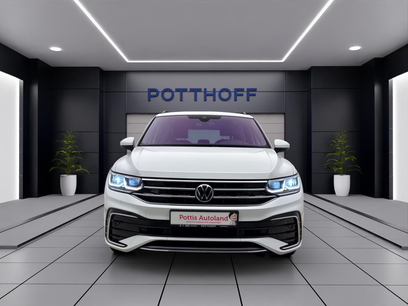 Volkswagen Tiguan 2.0 TDI R-LINE NAVI AHK PANO MATRIX