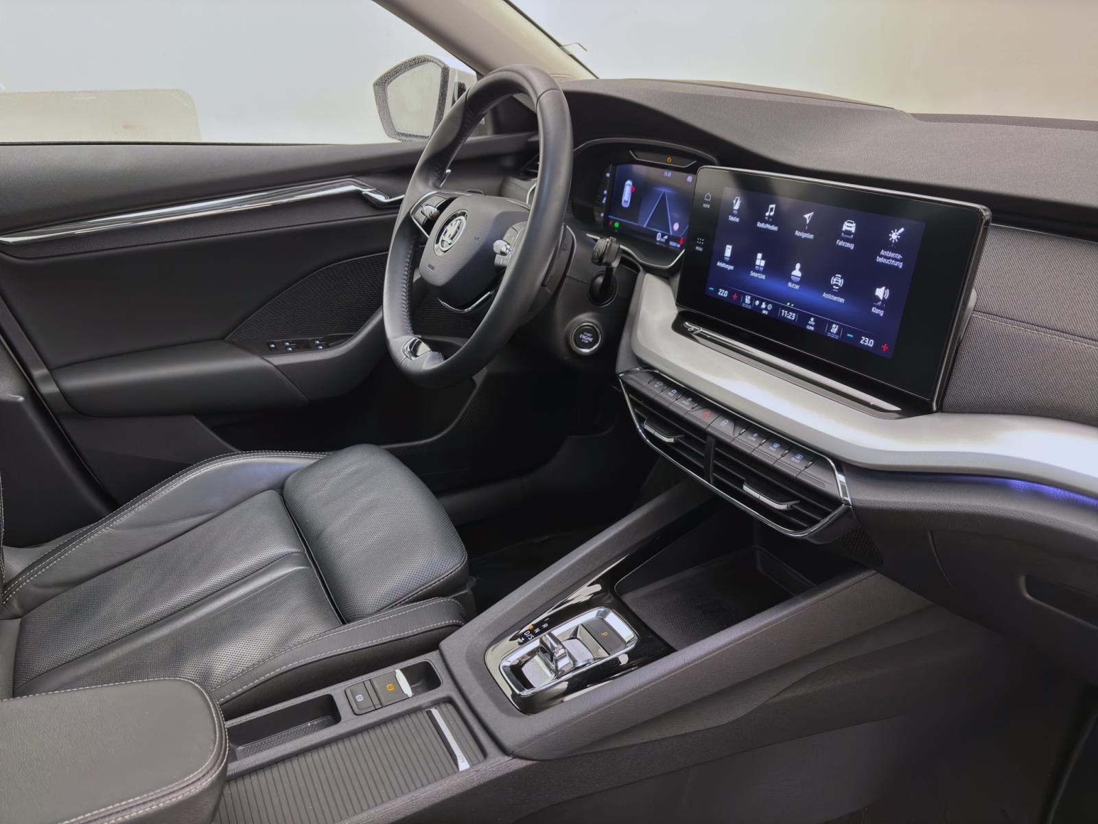 Skoda Octavia Combi 2.0 TDI DSG STYLE PANO STDHZG HuD NAVI