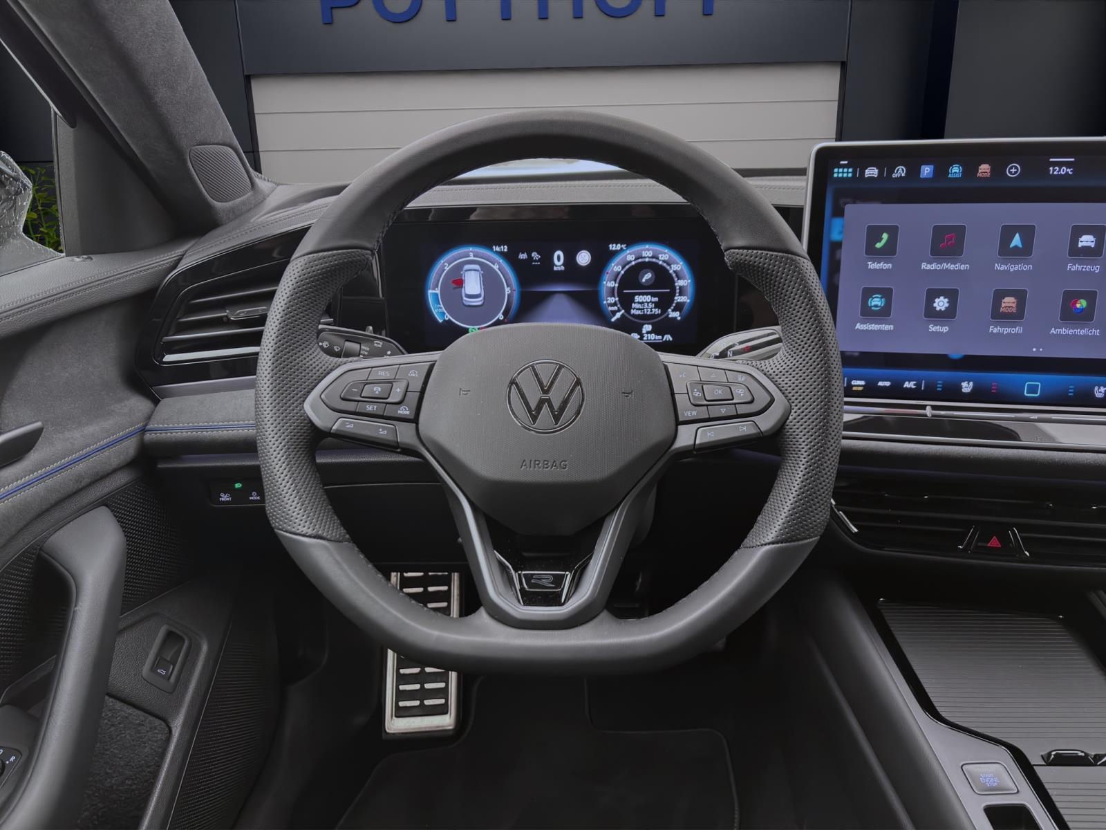 Volkswagen Passat Variant 2.0 TDI DSG R-LINE LEDER HuD AHK NAVI