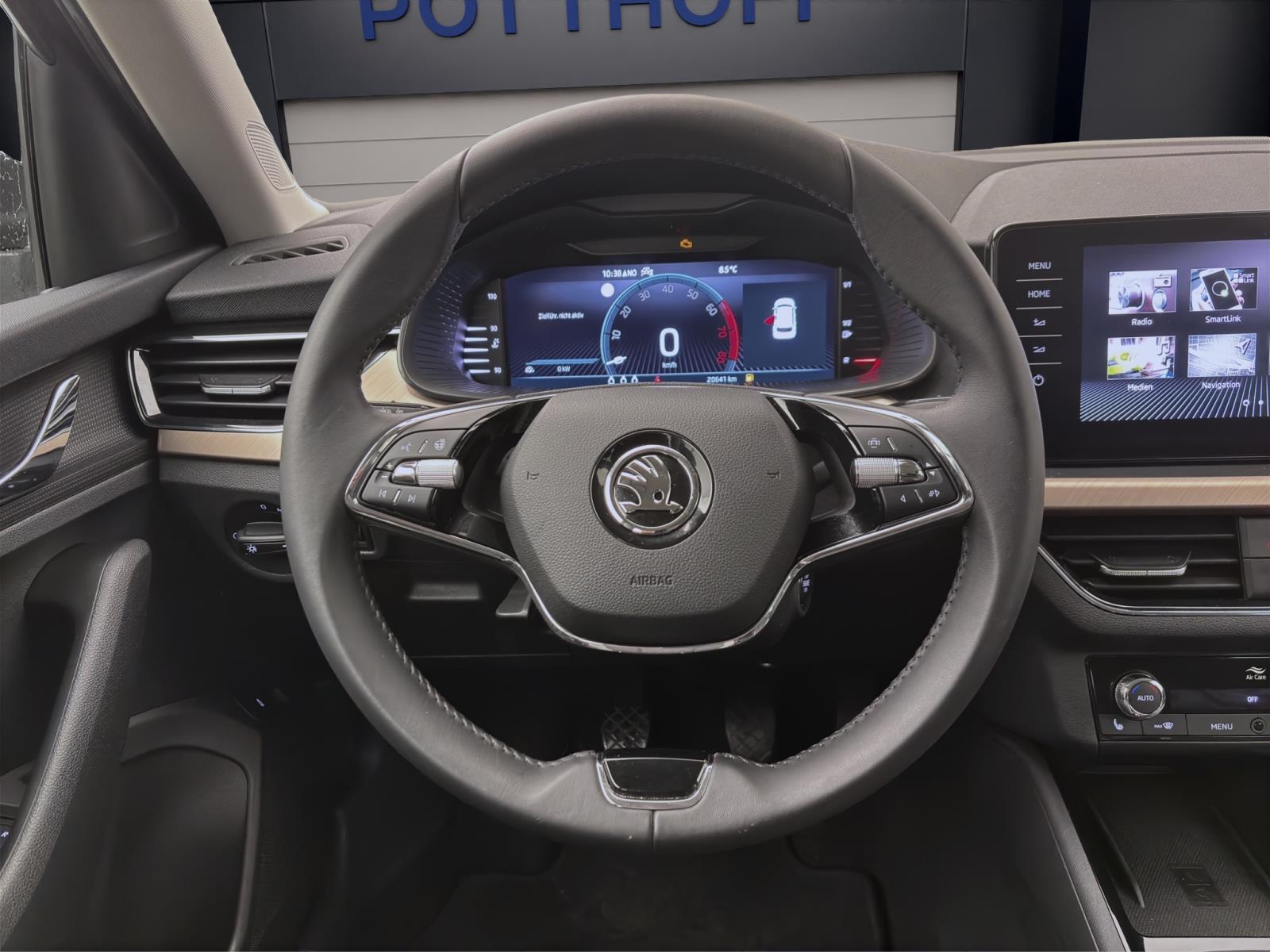 Skoda Kamiq 1.0 TSI STYLE KAMERA SITZHZG PDC