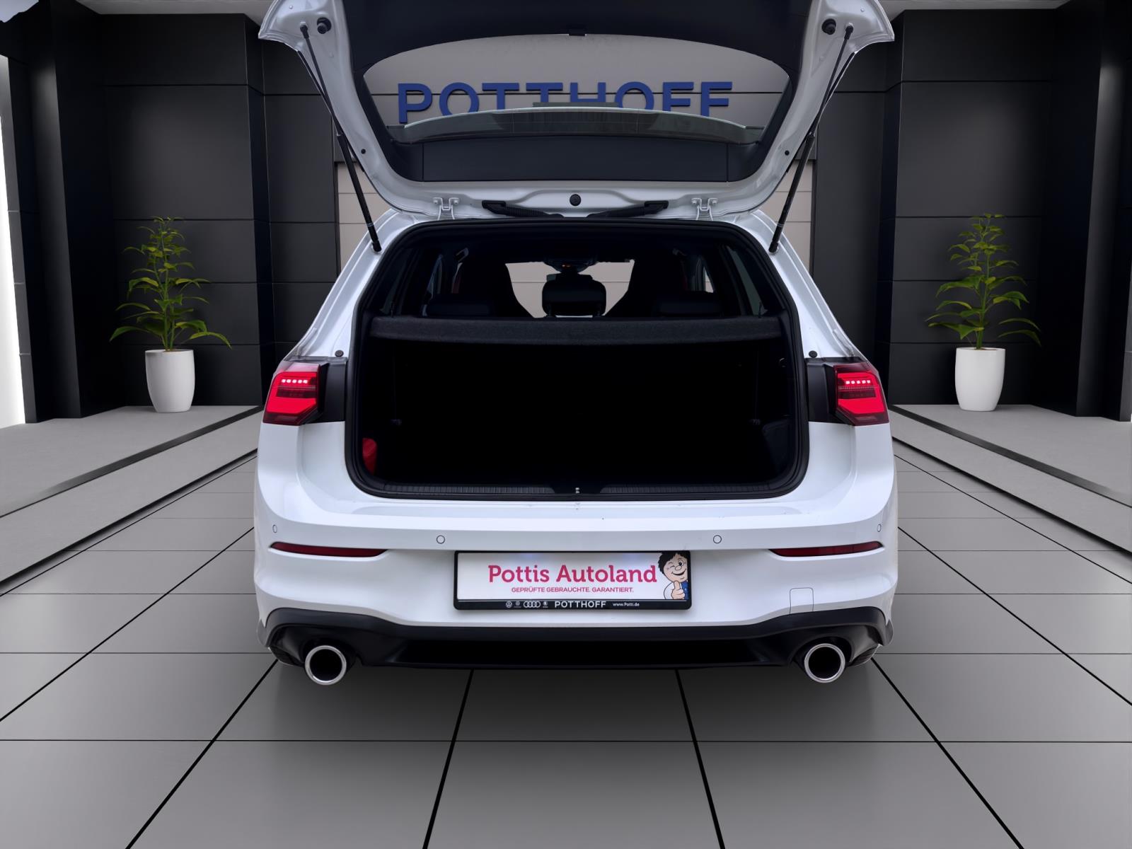Volkswagen Golf GTI BLACK STYLE NAVI IQ.LIGHT KAMERA