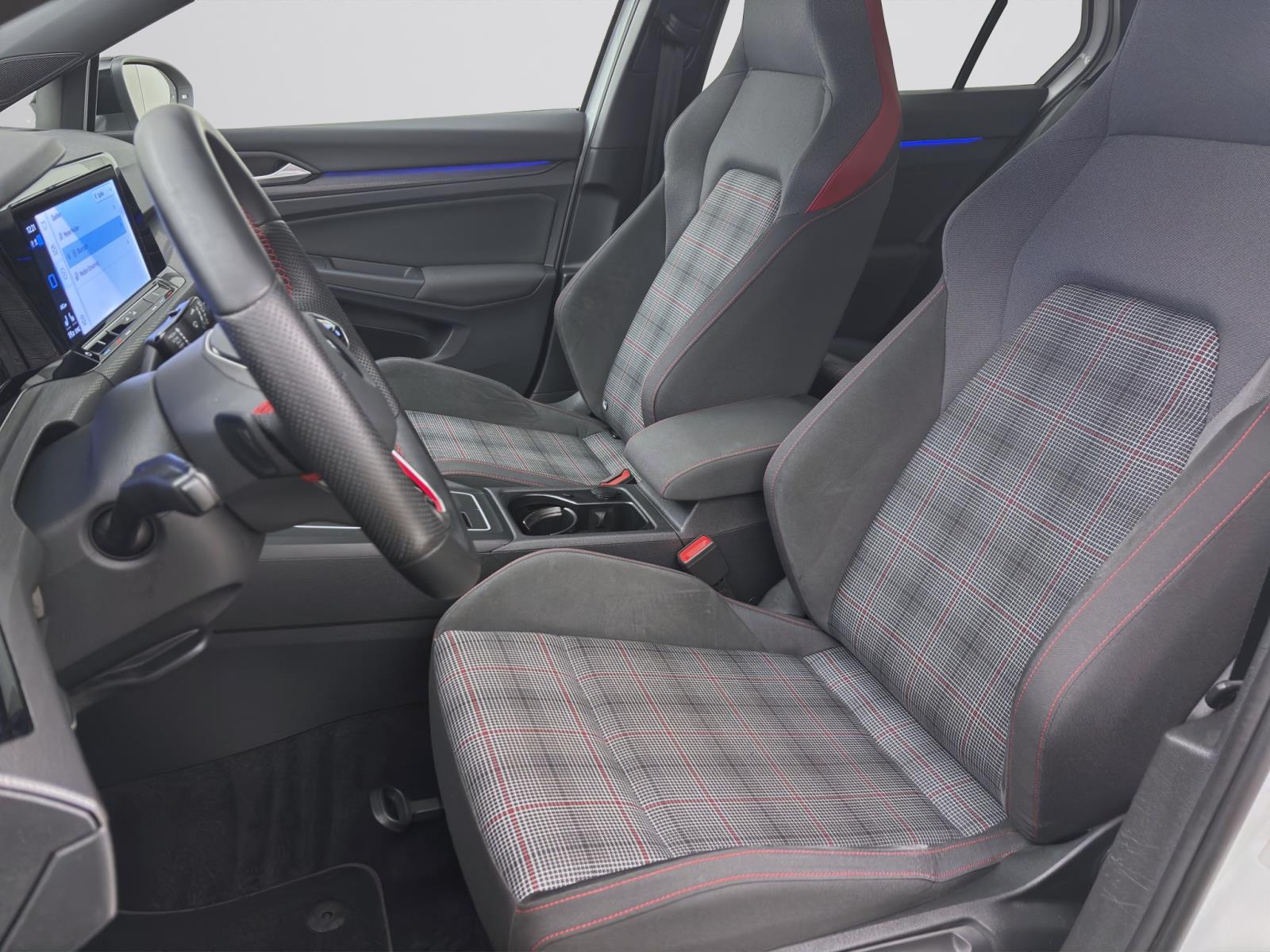 Volkswagen Golf GTI BLACK STYLE NAVI IQ.LIGHT KAMERA
