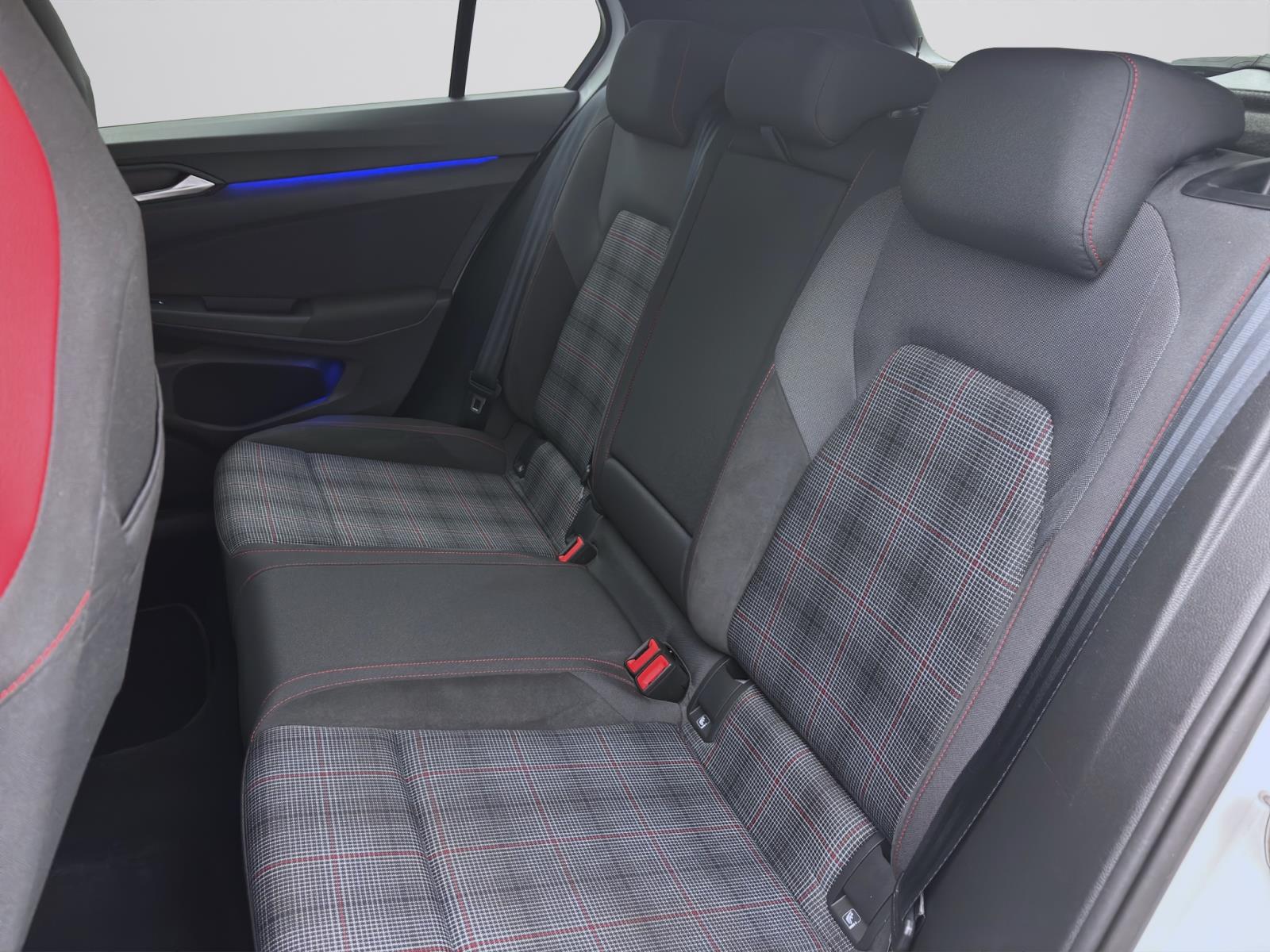 Volkswagen Golf GTI BLACK STYLE NAVI IQ.LIGHT KAMERA