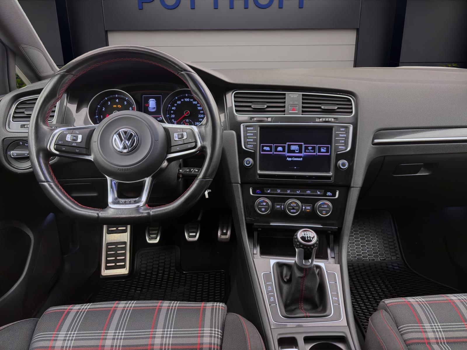 Volkswagen Golf GTI PERFORMANCE NAVI BI-XENON GRA PDC