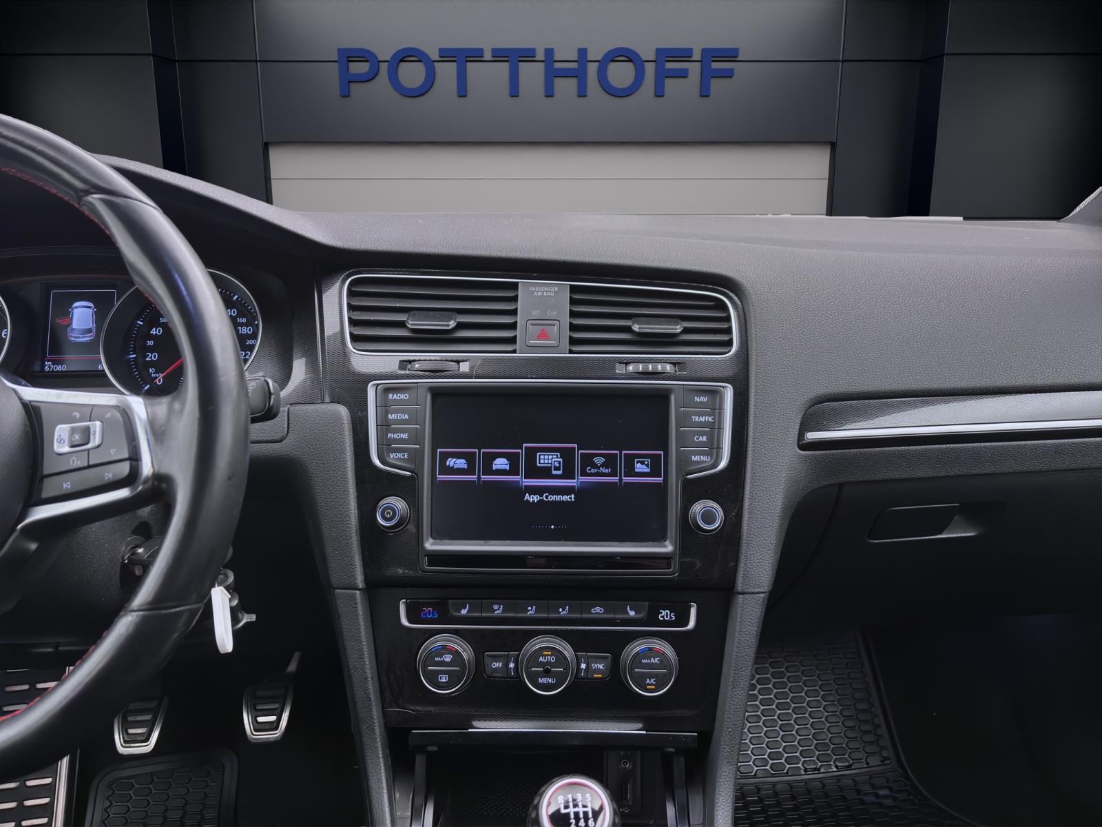 Volkswagen Golf GTI PERFORMANCE NAVI BI-XENON GRA PDC