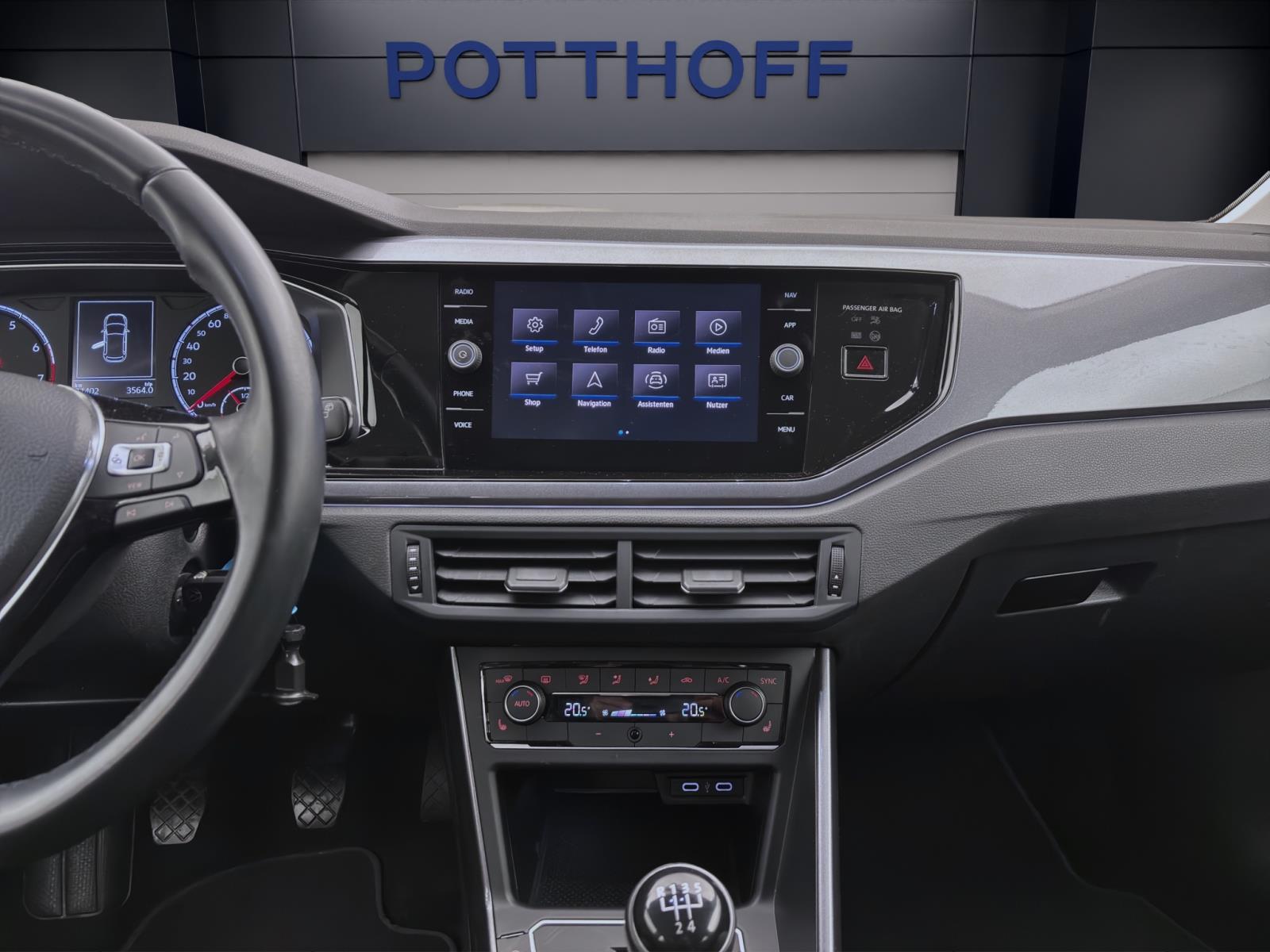 Volkswagen Polo 1.0 TSI HIGHLINE NAVI PDC SITZHZG ACC
