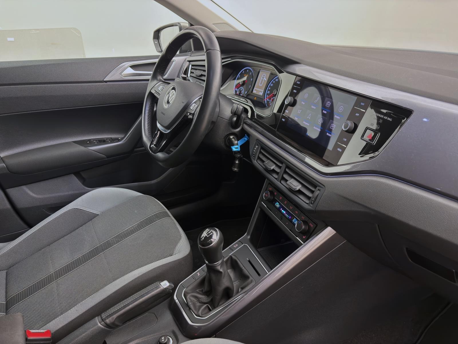 Volkswagen Polo 1.0 TSI HIGHLINE NAVI PDC SITZHZG ACC