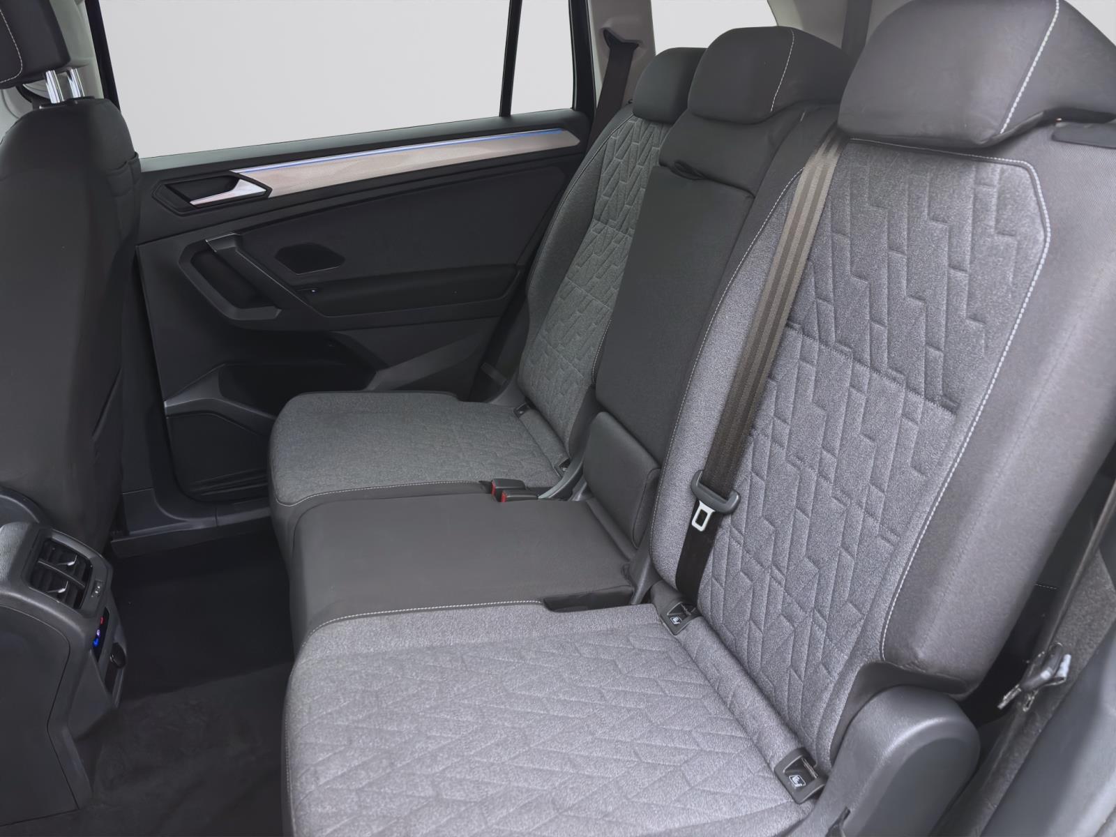 Volkswagen Tiguan Allspace 2.0 TDI DSG LIFE NAVI AHK KAMERA PDC