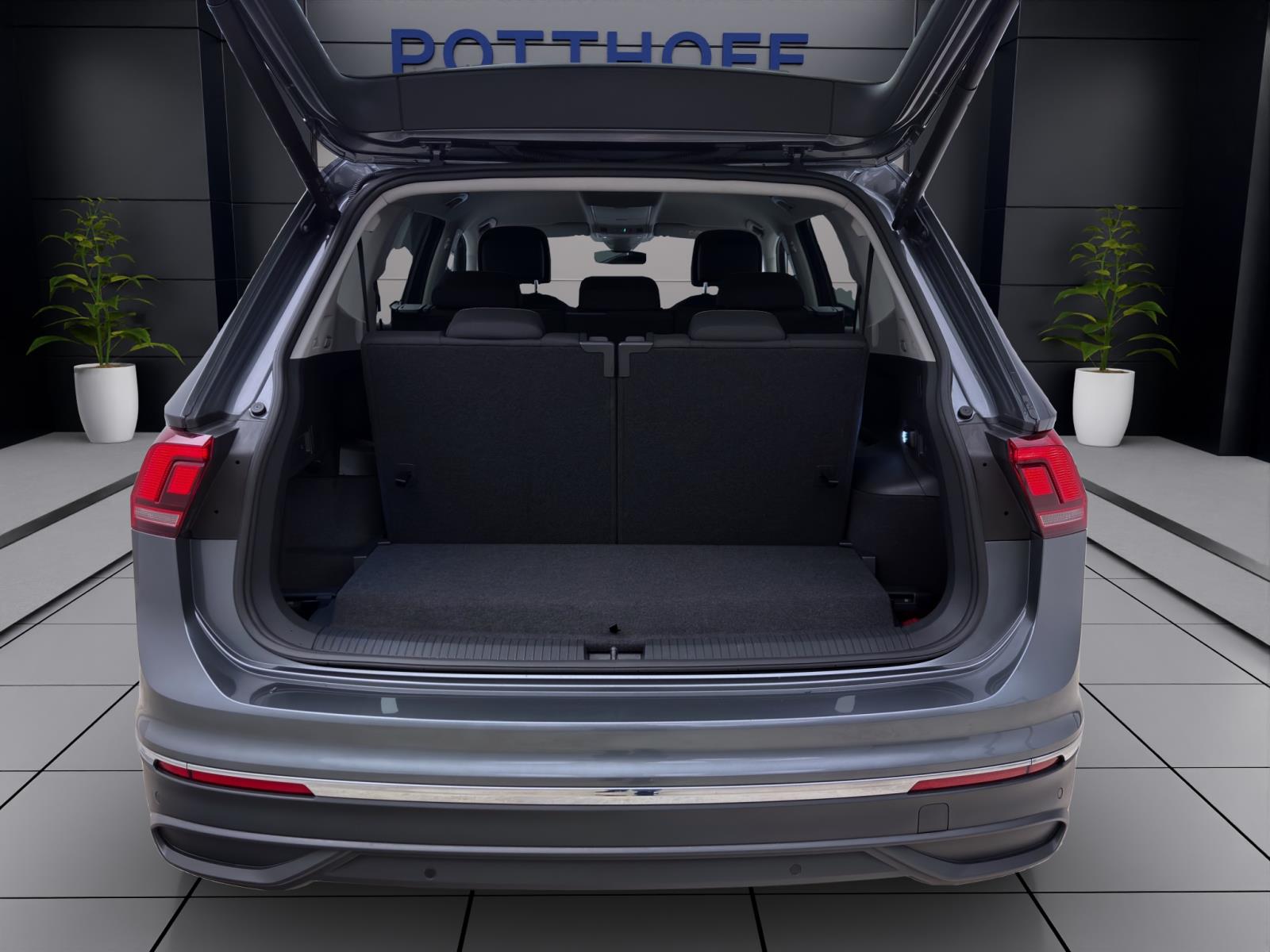 Volkswagen Tiguan Allspace 1.5 TSI LIFE NAVI AHK KAMERA PDC