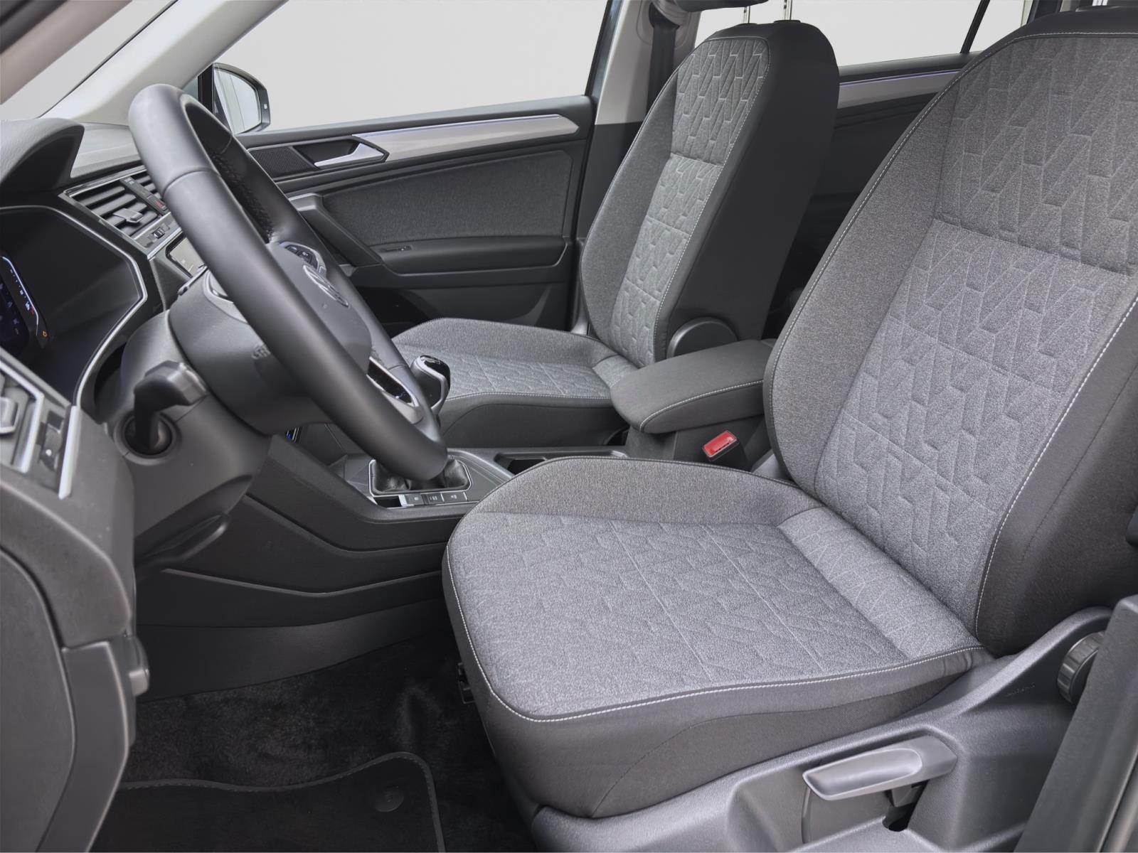 Volkswagen Tiguan Allspace 1.5 TSI LIFE NAVI AHK KAMERA PDC