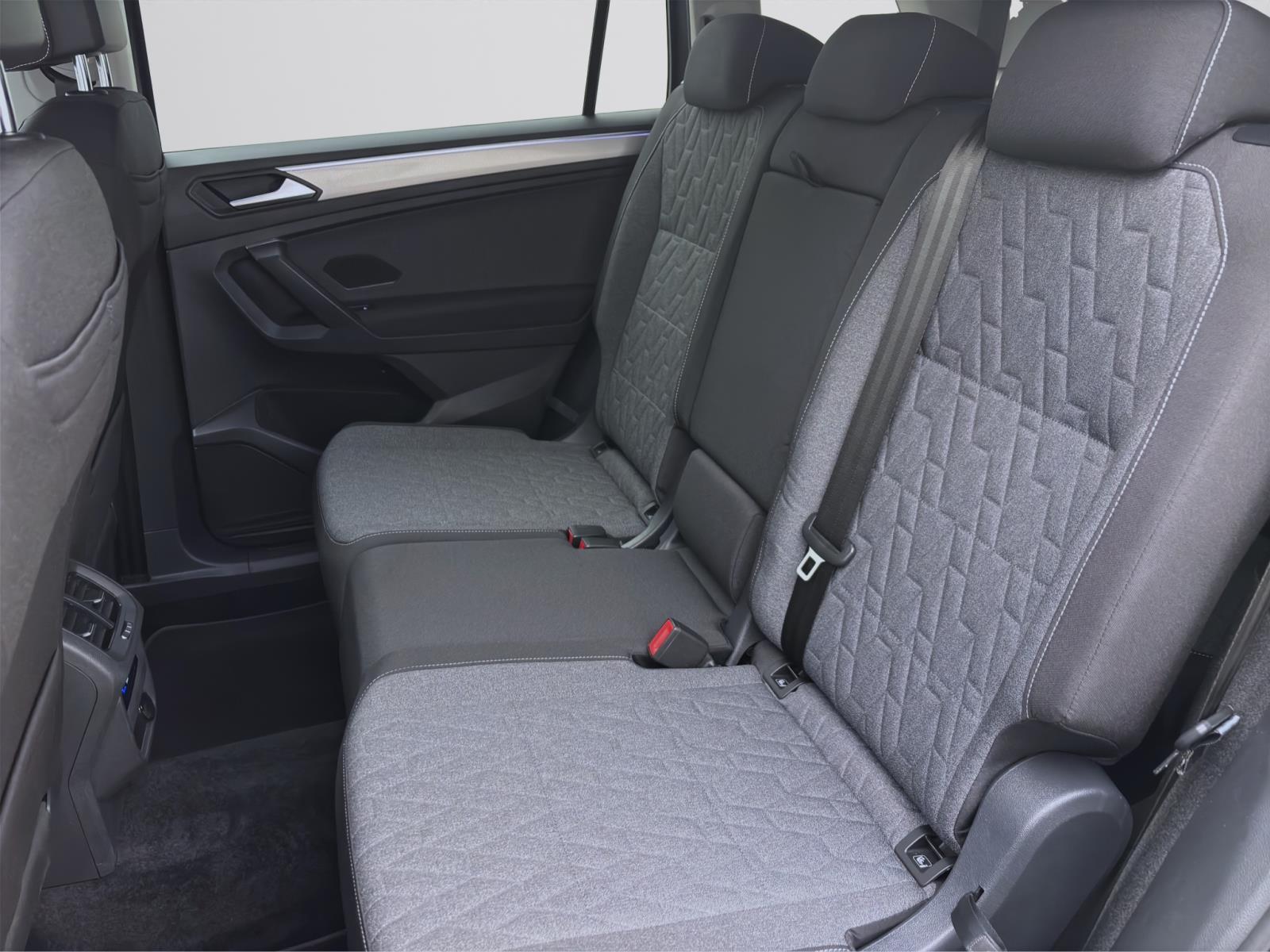 Volkswagen Tiguan Allspace 1.5 TSI LIFE NAVI AHK KAMERA PDC