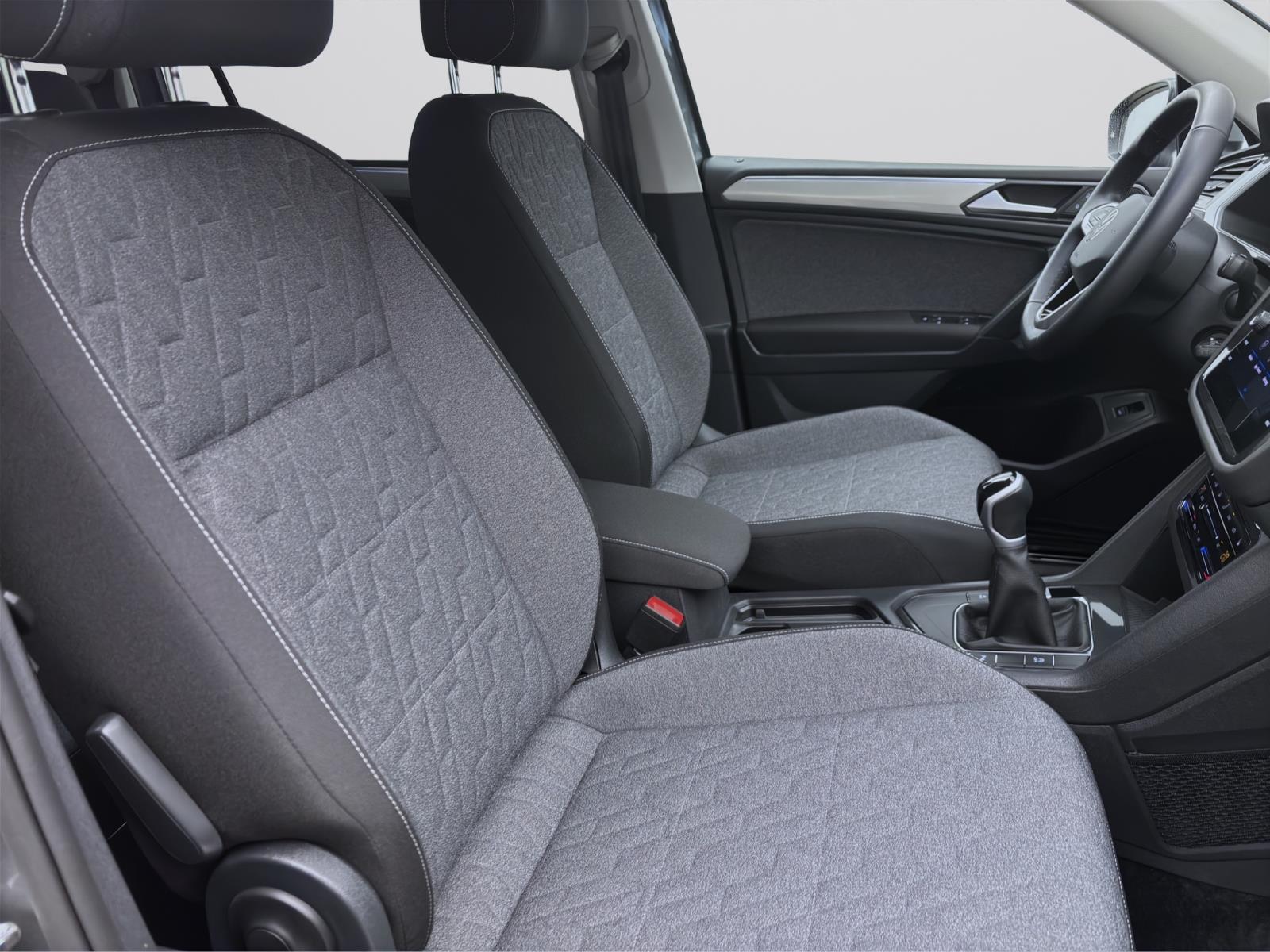 Volkswagen Tiguan Allspace 1.5 TSI LIFE NAVI AHK KAMERA PDC