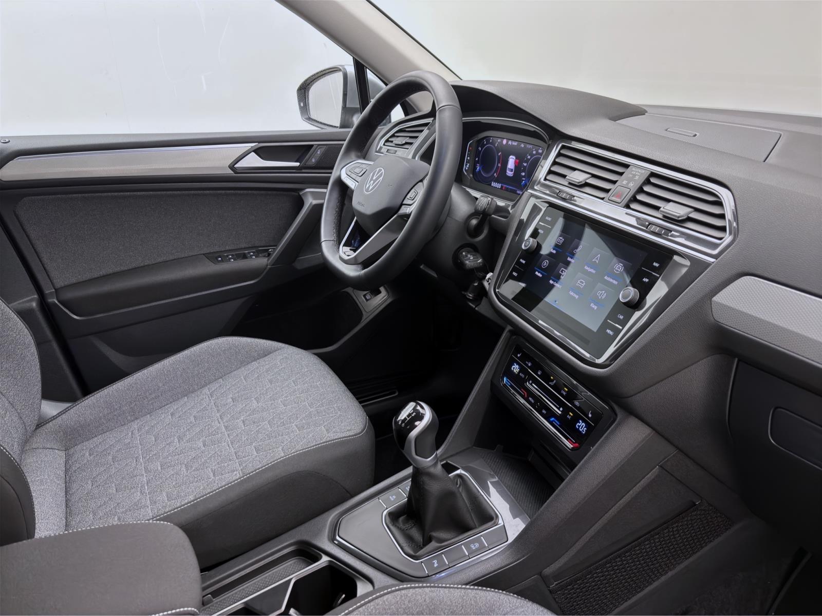 Volkswagen Tiguan Allspace 1.5 TSI LIFE NAVI AHK KAMERA PDC