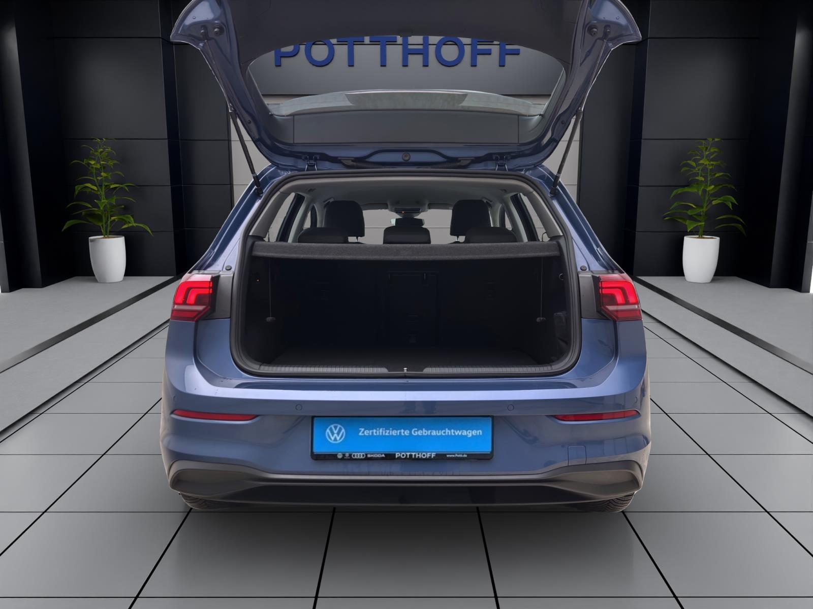 Volkswagen Golf 1.5 TSI LIFE NAVI AHK KLIMA SITZHZG