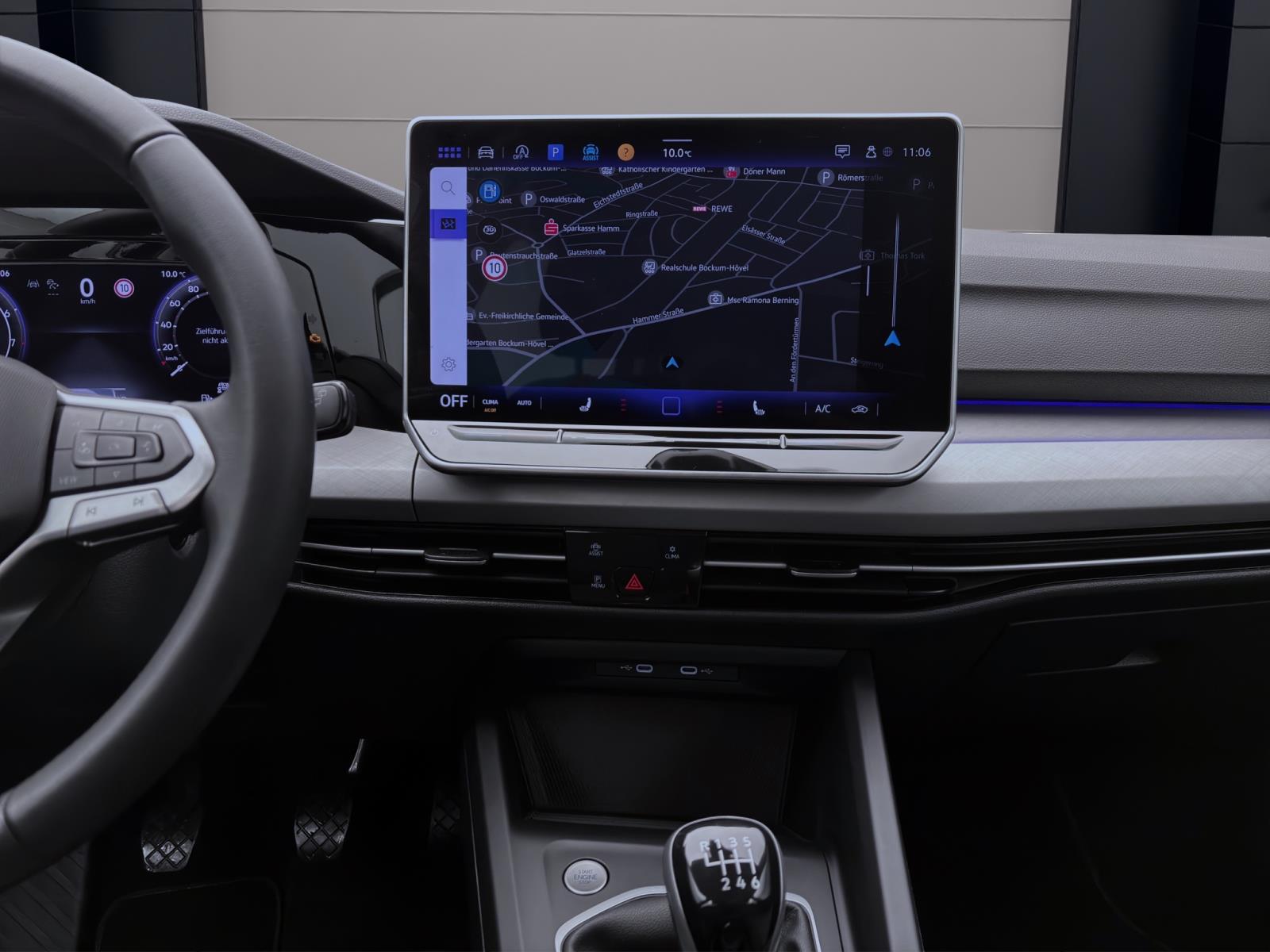 Volkswagen Golf 1.5 TSI LIFE NAVI AHK KLIMA SITZHZG