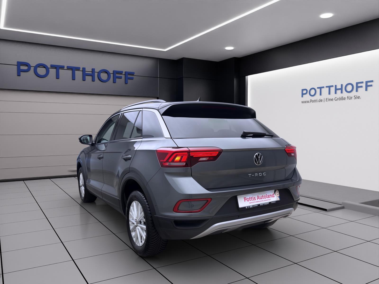 Volkswagen T-Roc 1.0 TSI LIFE NAVI PDC SITZHZG LED