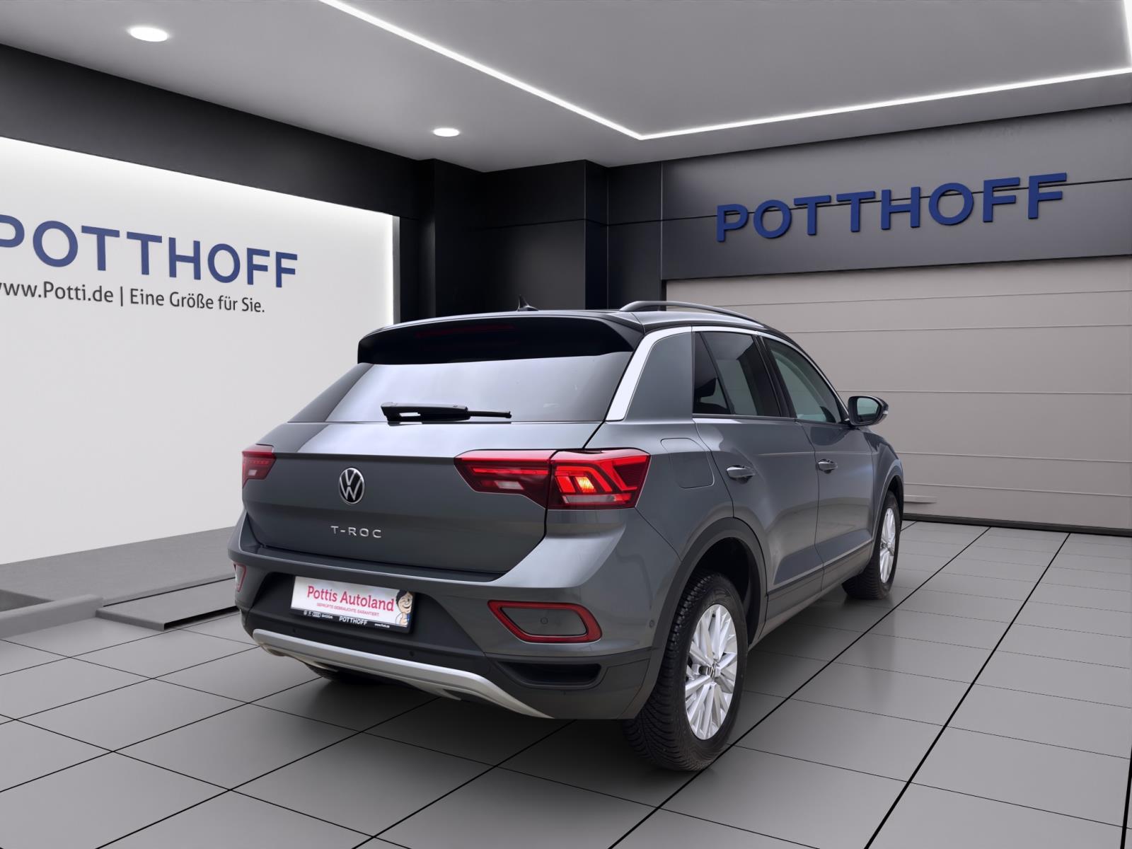 Volkswagen T-Roc 1.0 TSI LIFE NAVI PDC SITZHZG LED