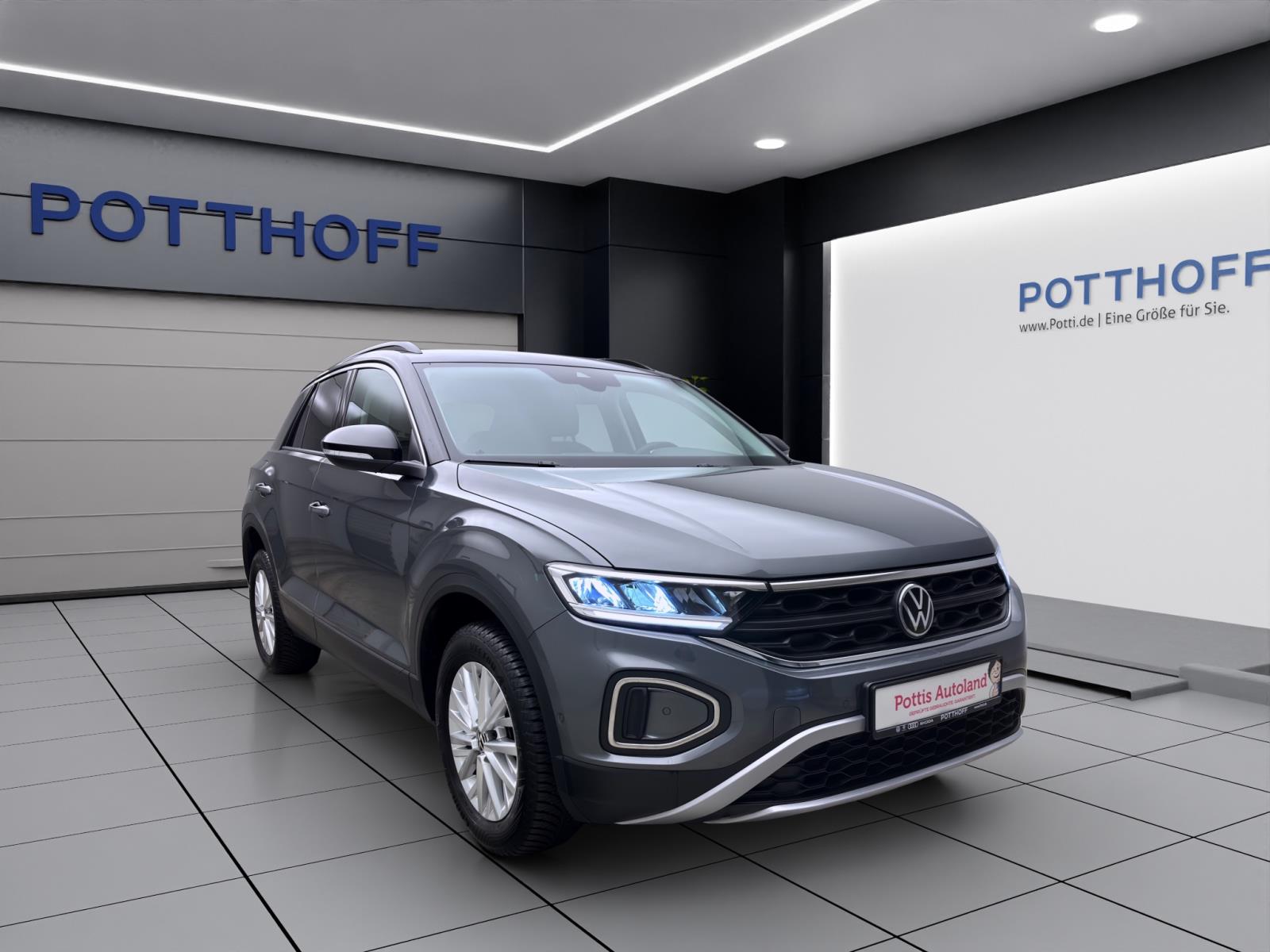 Volkswagen T-Roc 1.0 TSI LIFE NAVI PDC SITZHZG LED