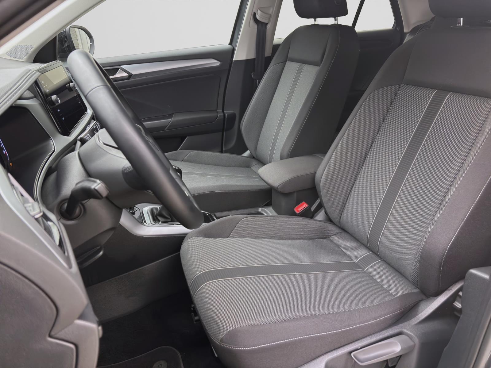 Volkswagen T-Roc 1.0 TSI LIFE NAVI PDC SITZHZG LED