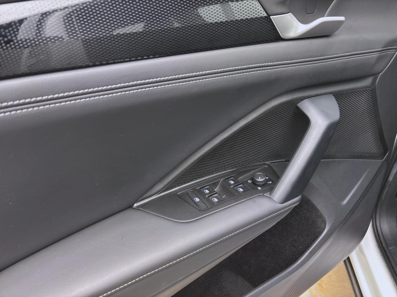 Volkswagen Tiguan 2.0 TDI DSG LIFE NAVI AHK KAMERA LED