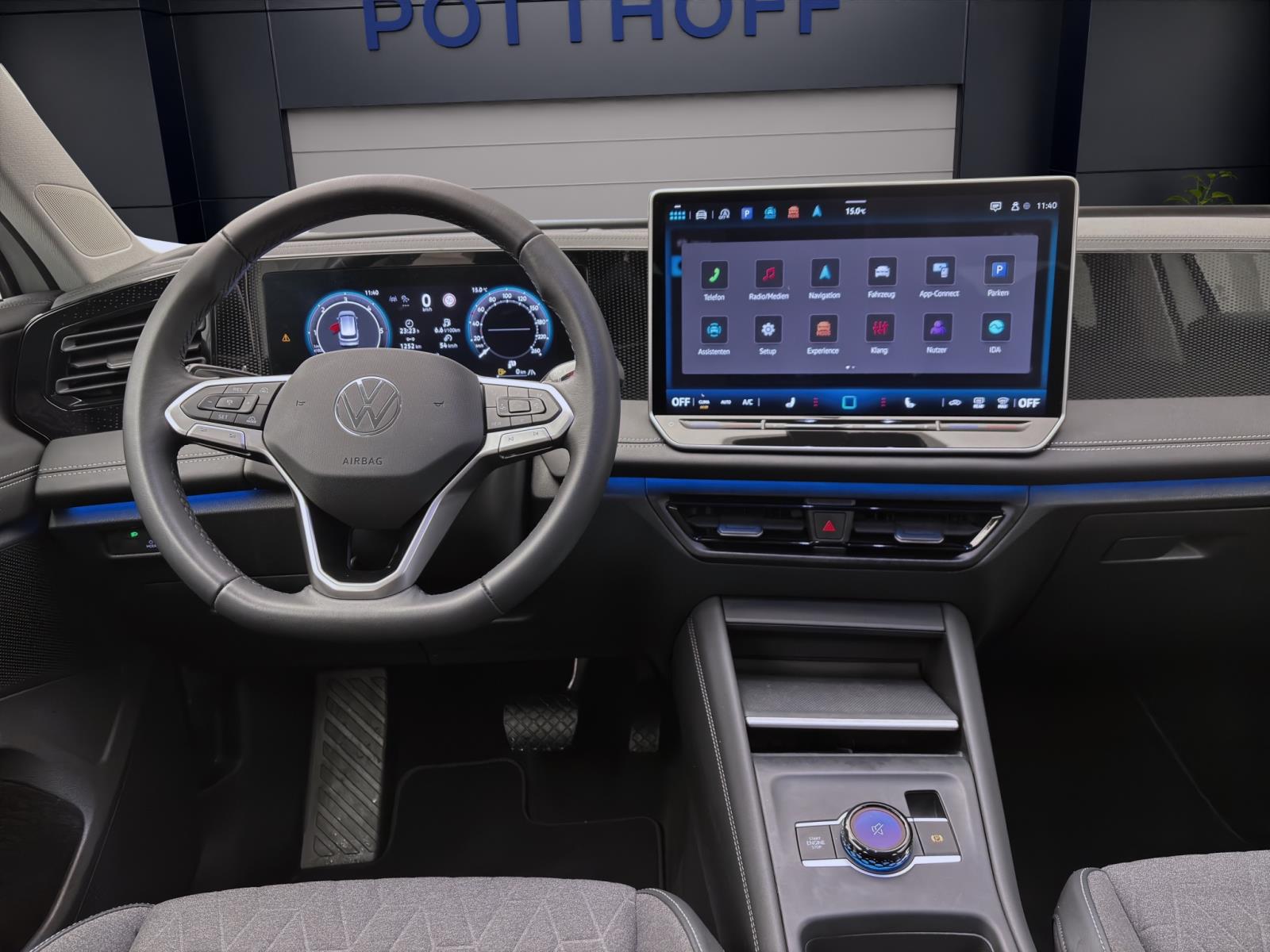 Volkswagen Tiguan 2.0 TDI DSG LIFE NAVI AHK KAMERA LED