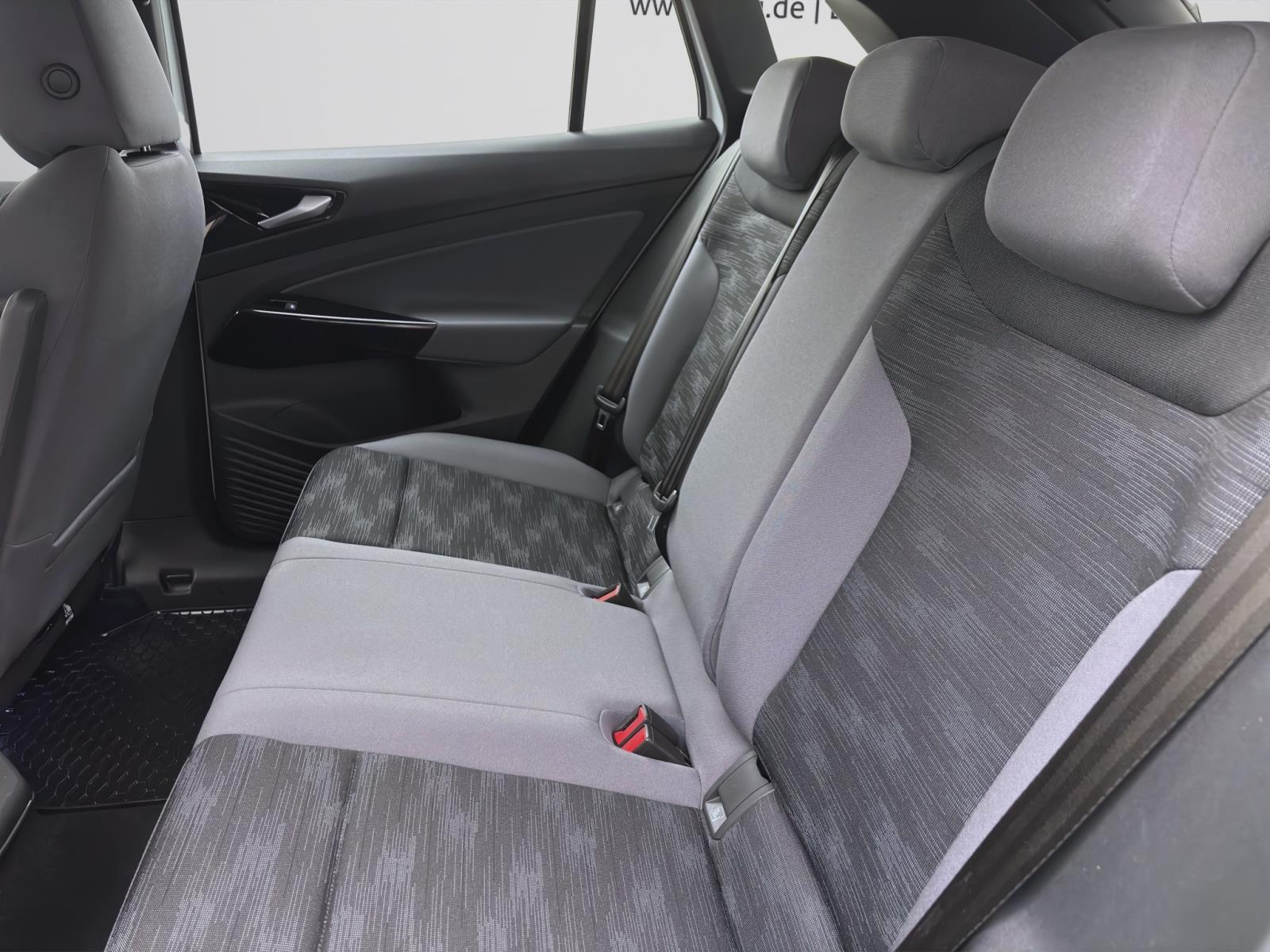 Volkswagen ID.4 PURE NAVI PDC KLIMA SITZHZG LED