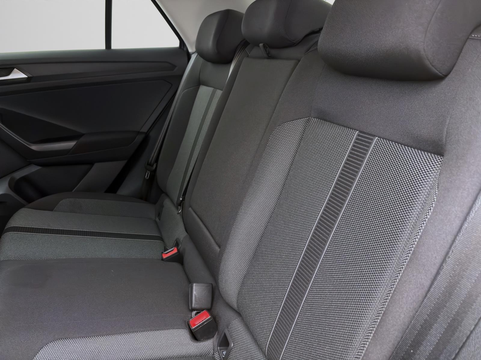Volkswagen T-Roc 1.0 TSI LIFE NAVI KLIMA PDC SITZHZG