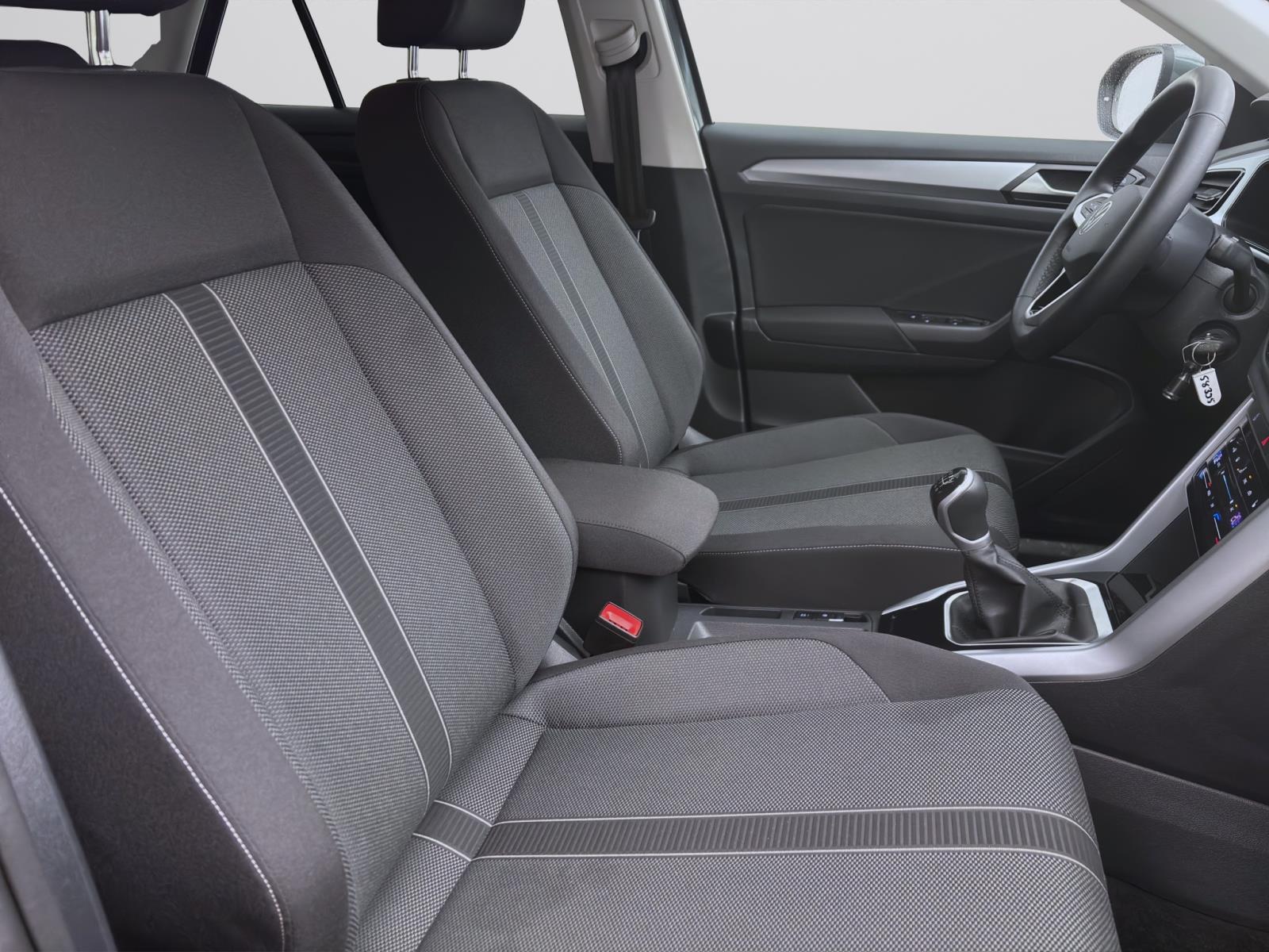 Volkswagen T-Roc 1.0 TSI LIFE NAVI KLIMA PDC SITZHZG
