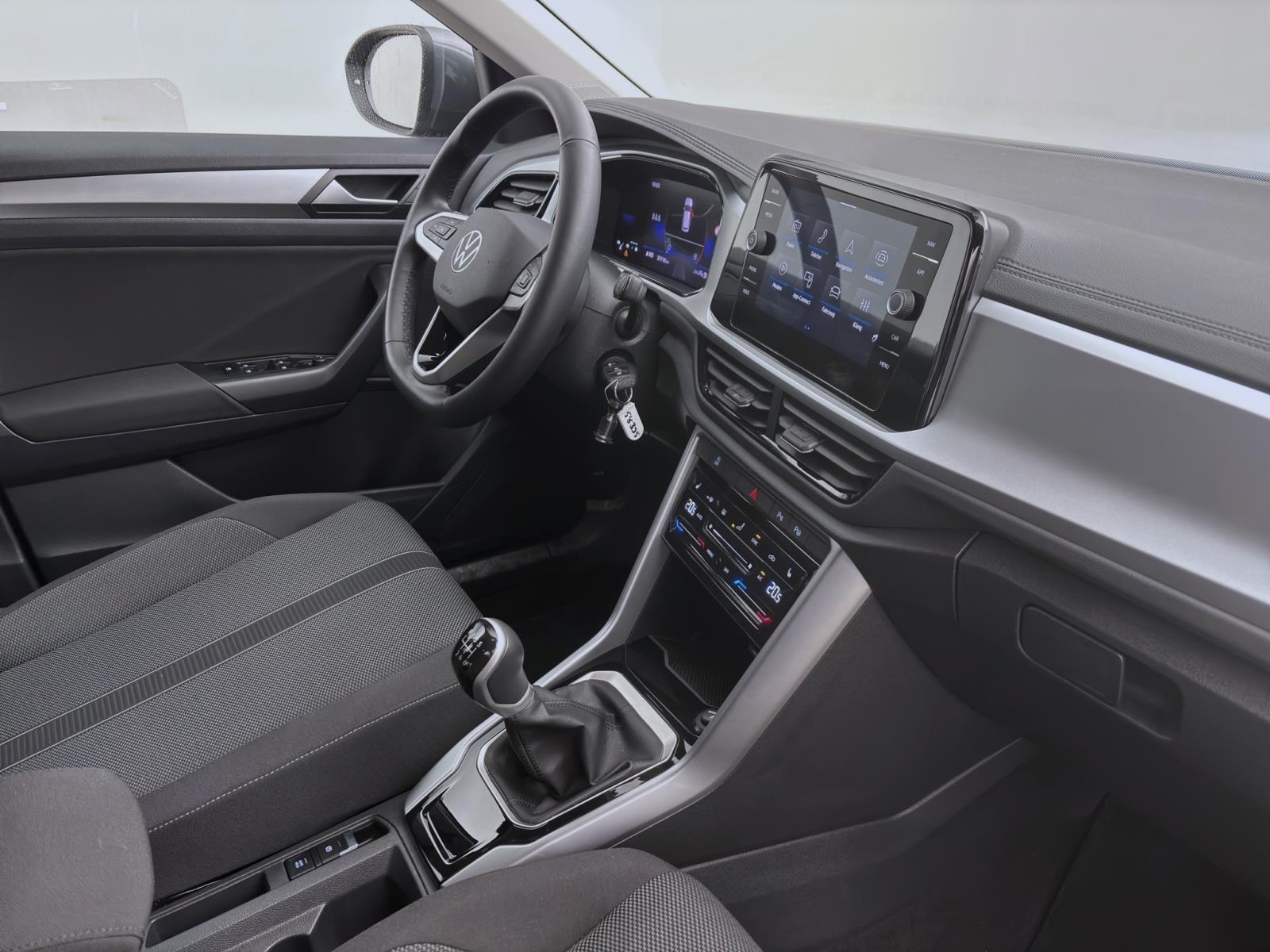 Volkswagen T-Roc 1.0 TSI LIFE NAVI KLIMA PDC SITZHZG