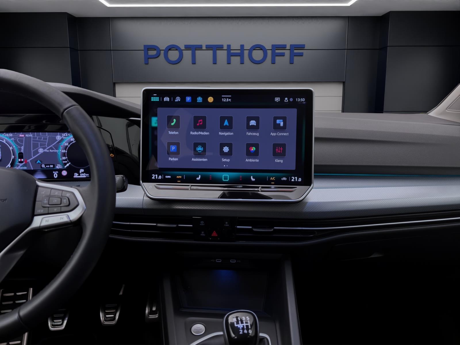 Volkswagen Golf 1.5 TSI GOAL NAVI AHK SITZHZG KLIMA