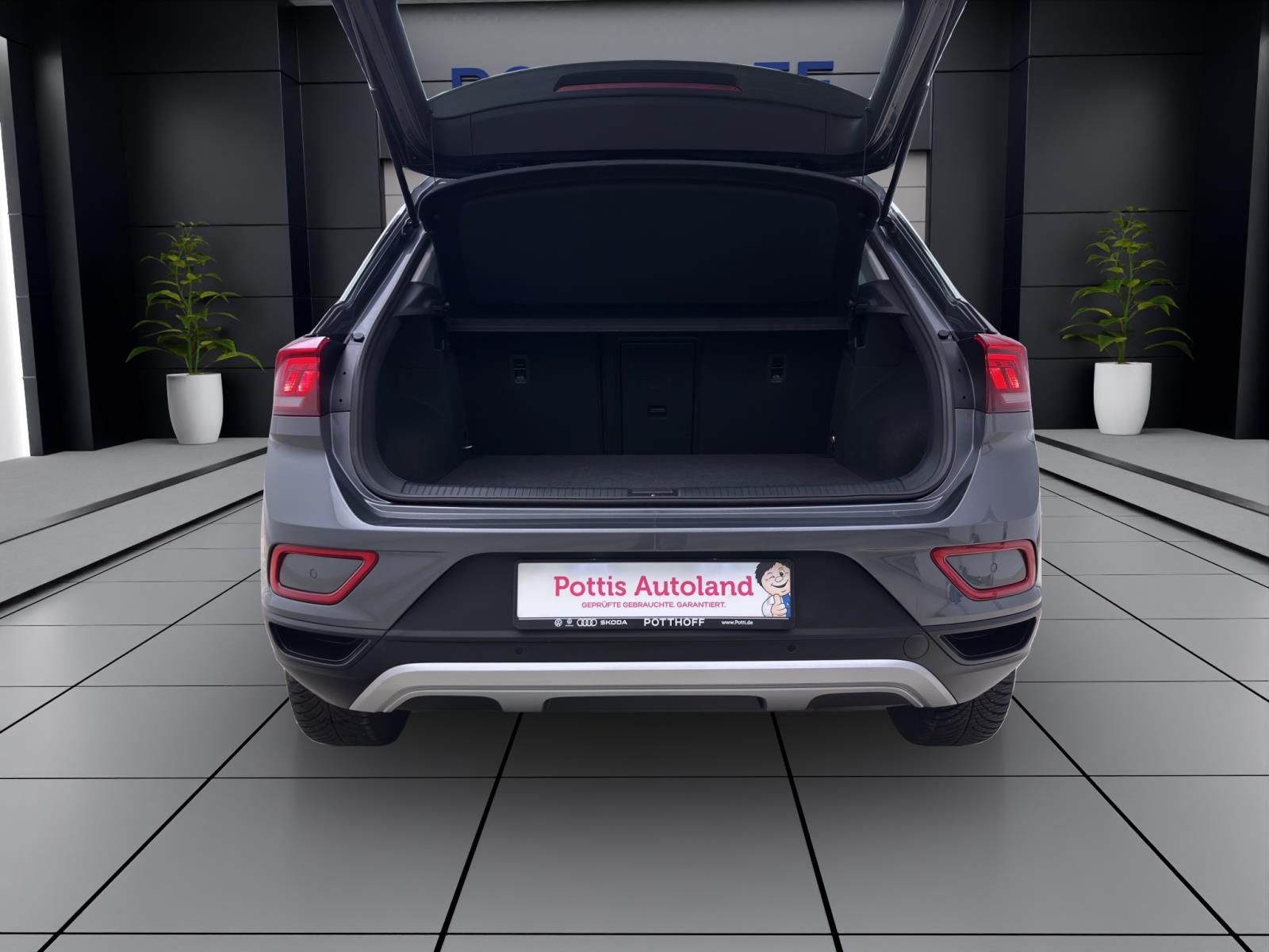 Volkswagen T-Roc 1.0 TSI LIFE NAVI KLIMA PDC LED