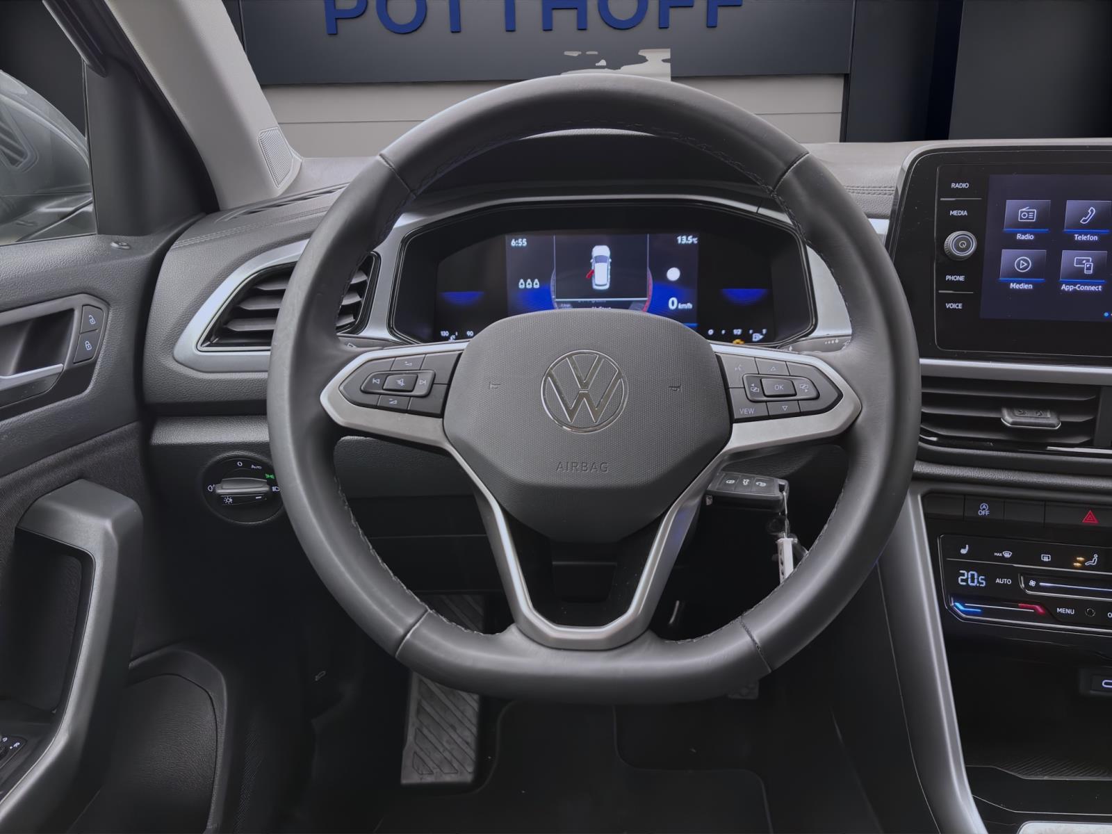 Volkswagen T-Roc 1.0 TSI LIFE NAVI KLIMA PDC LED