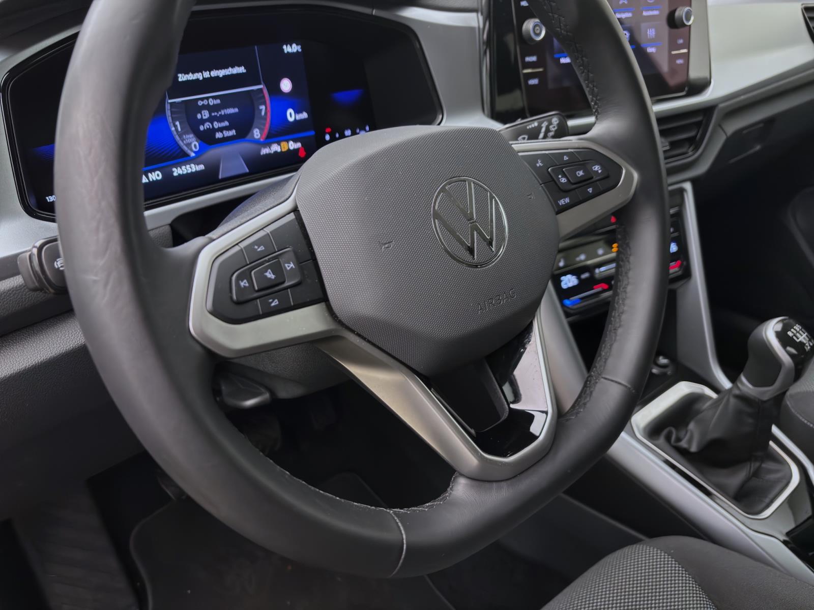 Volkswagen T-Roc 1.0 TSI LIFE NAVI KLIMA PDC LED