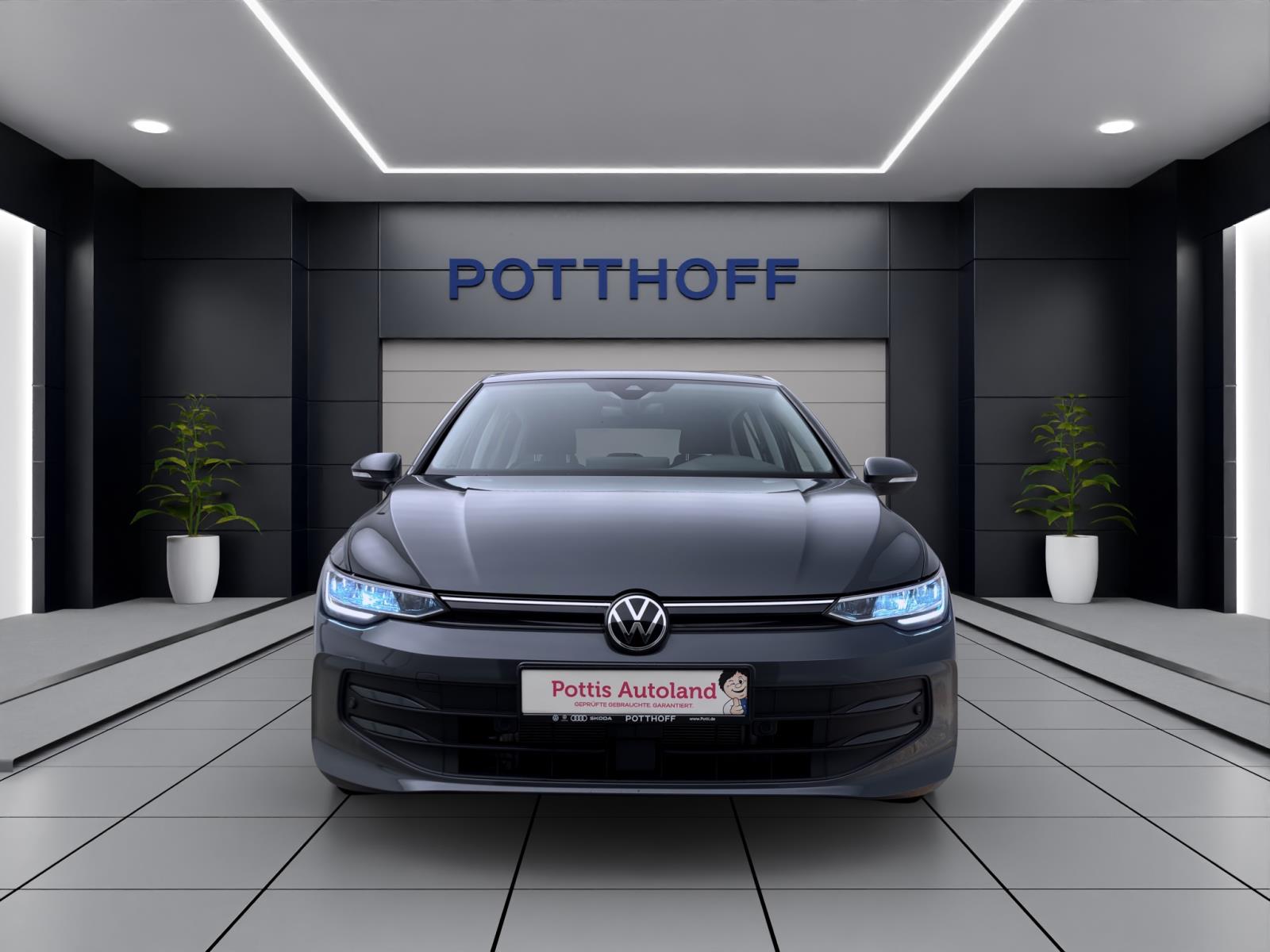 Volkswagen Golf 1.5 TSI LIFE NAVI AHK PDC SITZHZG