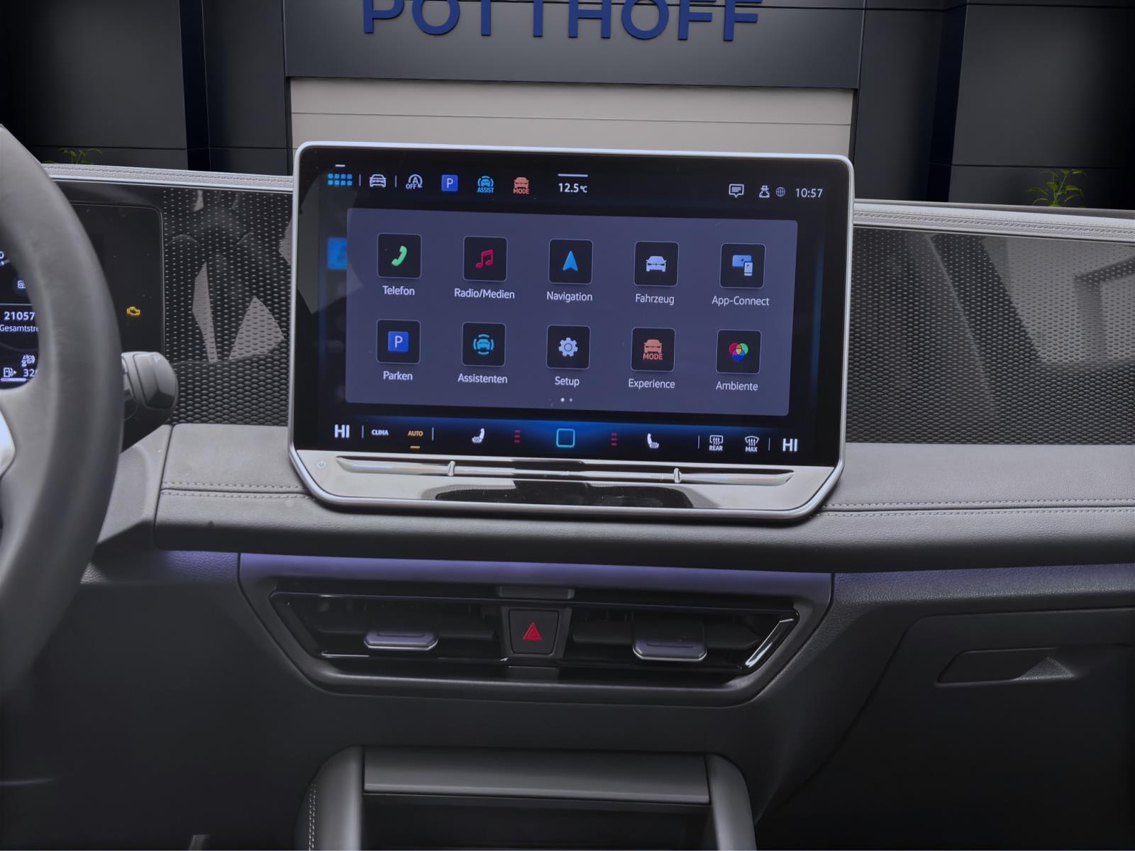 Volkswagen Tiguan 2.0 TDI DSG LIFE NAVI AHK KAMERA SITZHZG