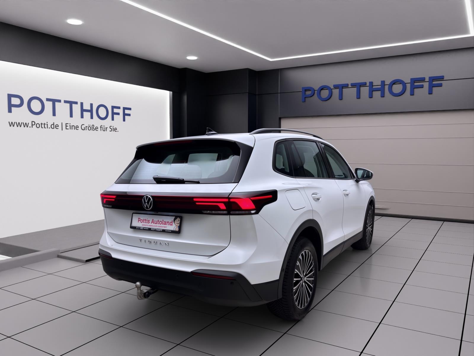 Volkswagen Tiguan 2.0 TDI DSG LIFE NAVI AHK KAMERA HuD