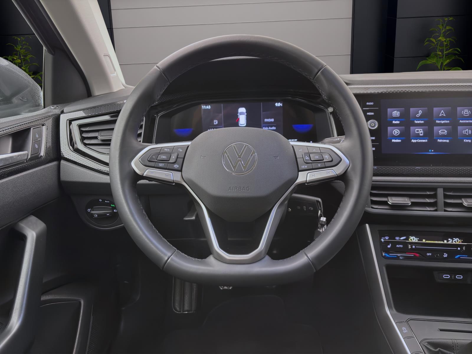 Volkswagen Taigo 1.0 TSI LIFE NAVI KLIMA SITZHZG PDC
