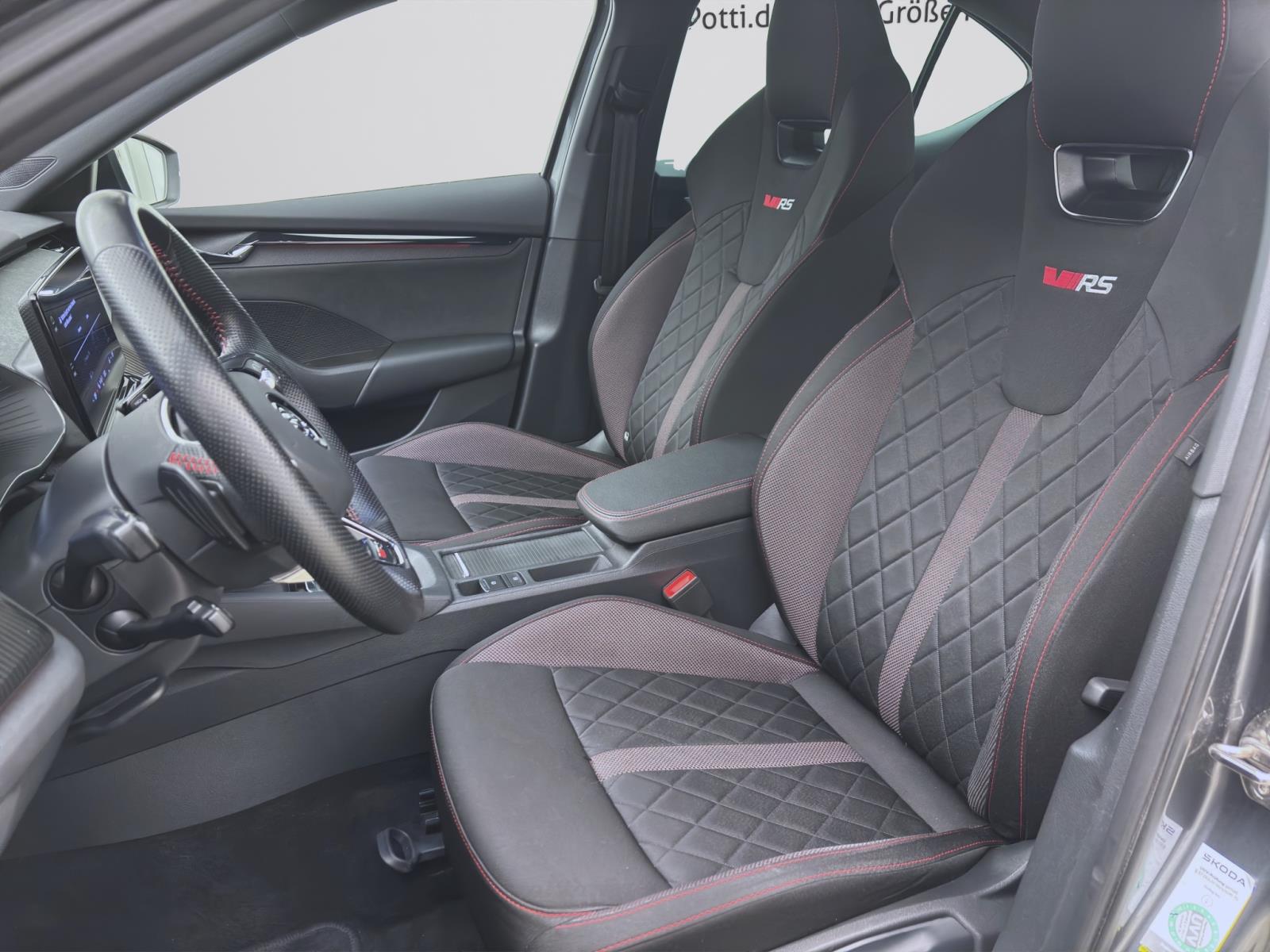 Skoda Octavia RS NAVI PDC KLIMA SITZHZG LED