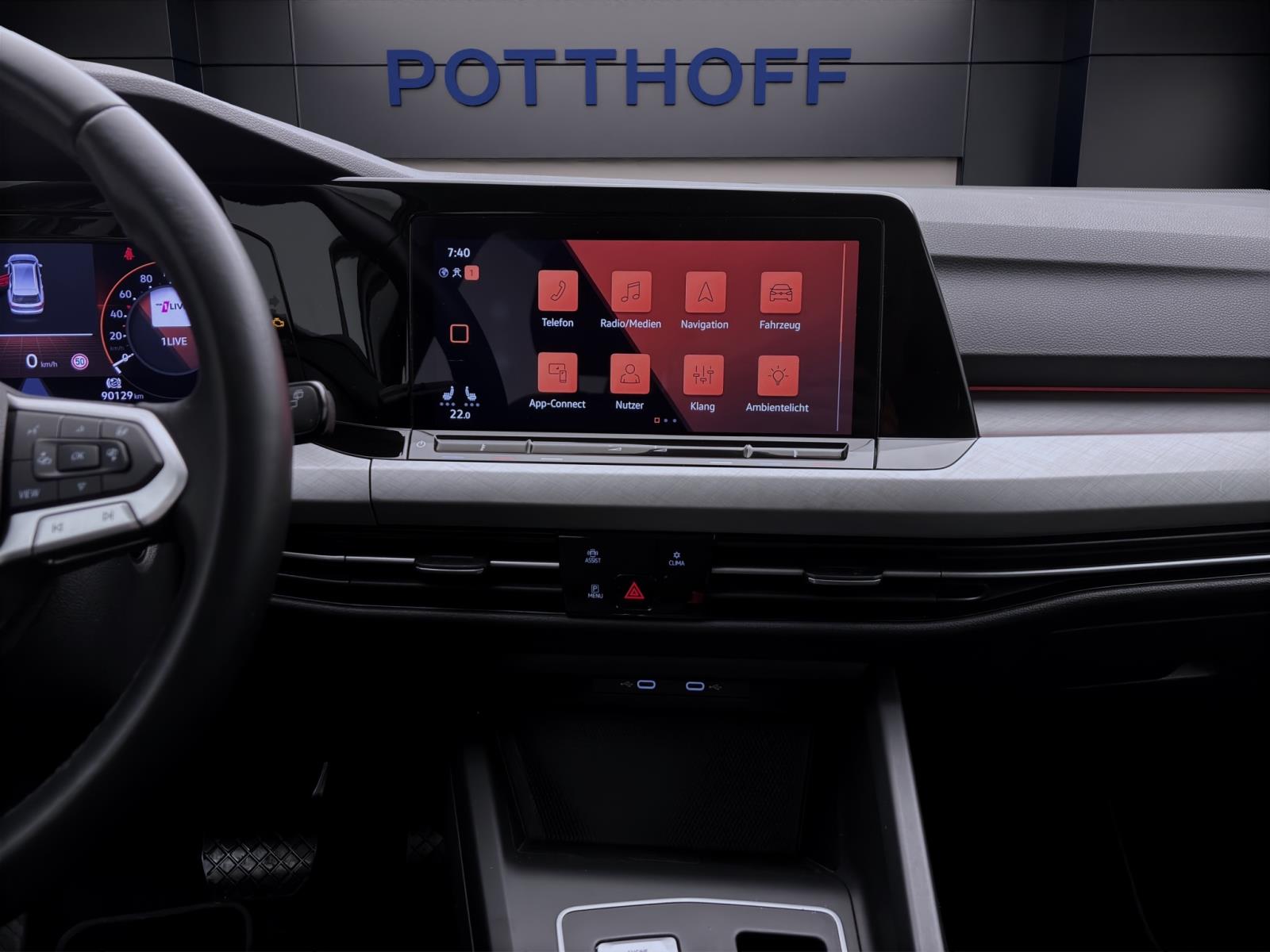 Volkswagen Golf Variant 2.0 TDI DSG LIFE AHK NAVI KAMERA LED