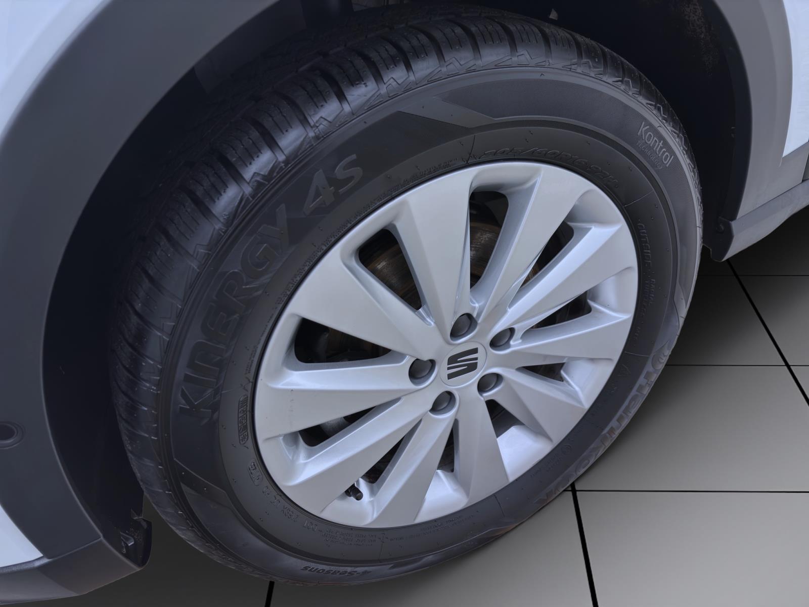 Seat Arona 1.0 TSI FR NAVI KAMERA KLIMA SITZHZG