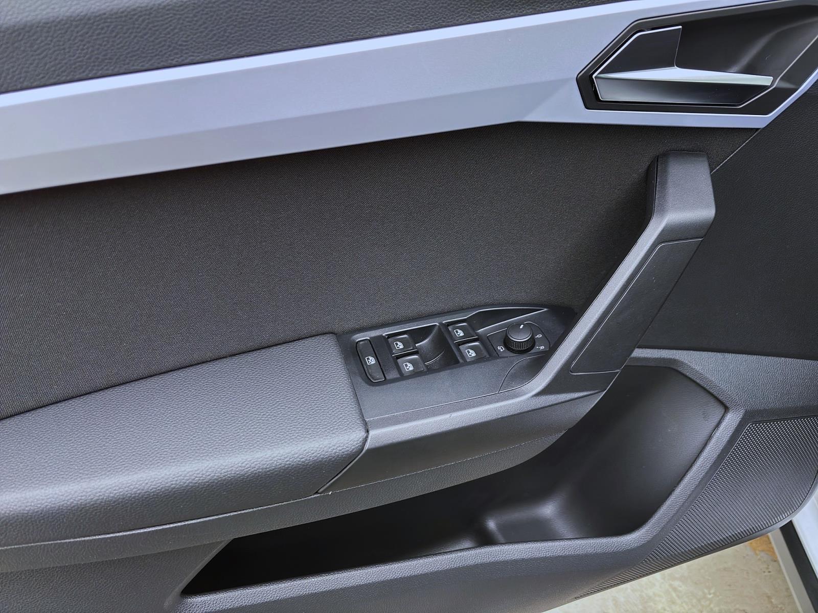 Seat Arona 1.0 TSI FR NAVI KAMERA KLIMA SITZHZG