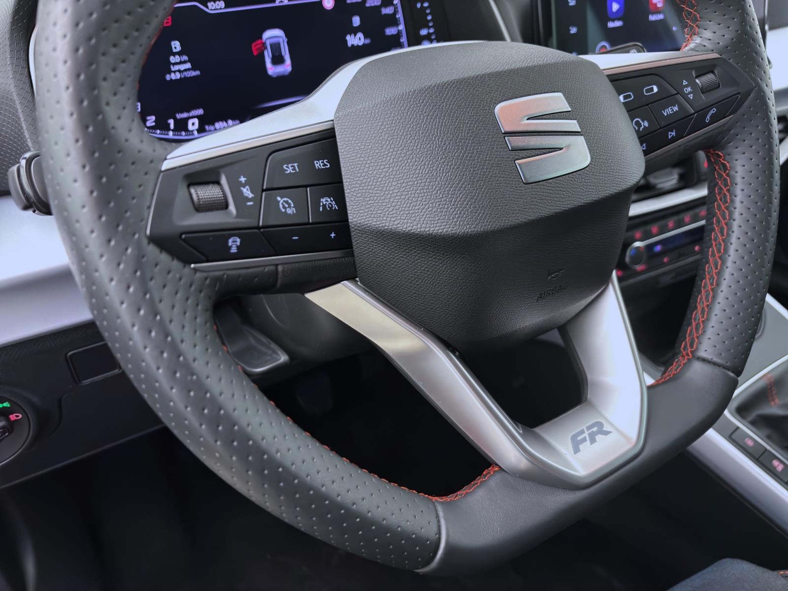 Seat Arona 1.0 TSI FR NAVI KAMERA KLIMA SITZHZG
