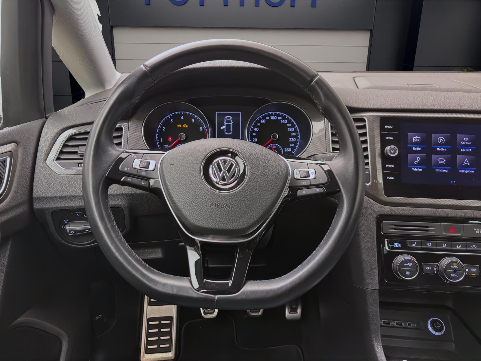 Volkswagen Golf Sportsvan 1.0 TSI IQ.DRIVE ACC NAVI SITZHZG PDC