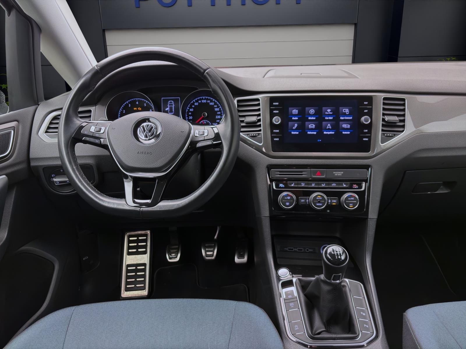 Volkswagen Golf Sportsvan 1.0 TSI IQ.DRIVE ACC NAVI SITZHZG PDC